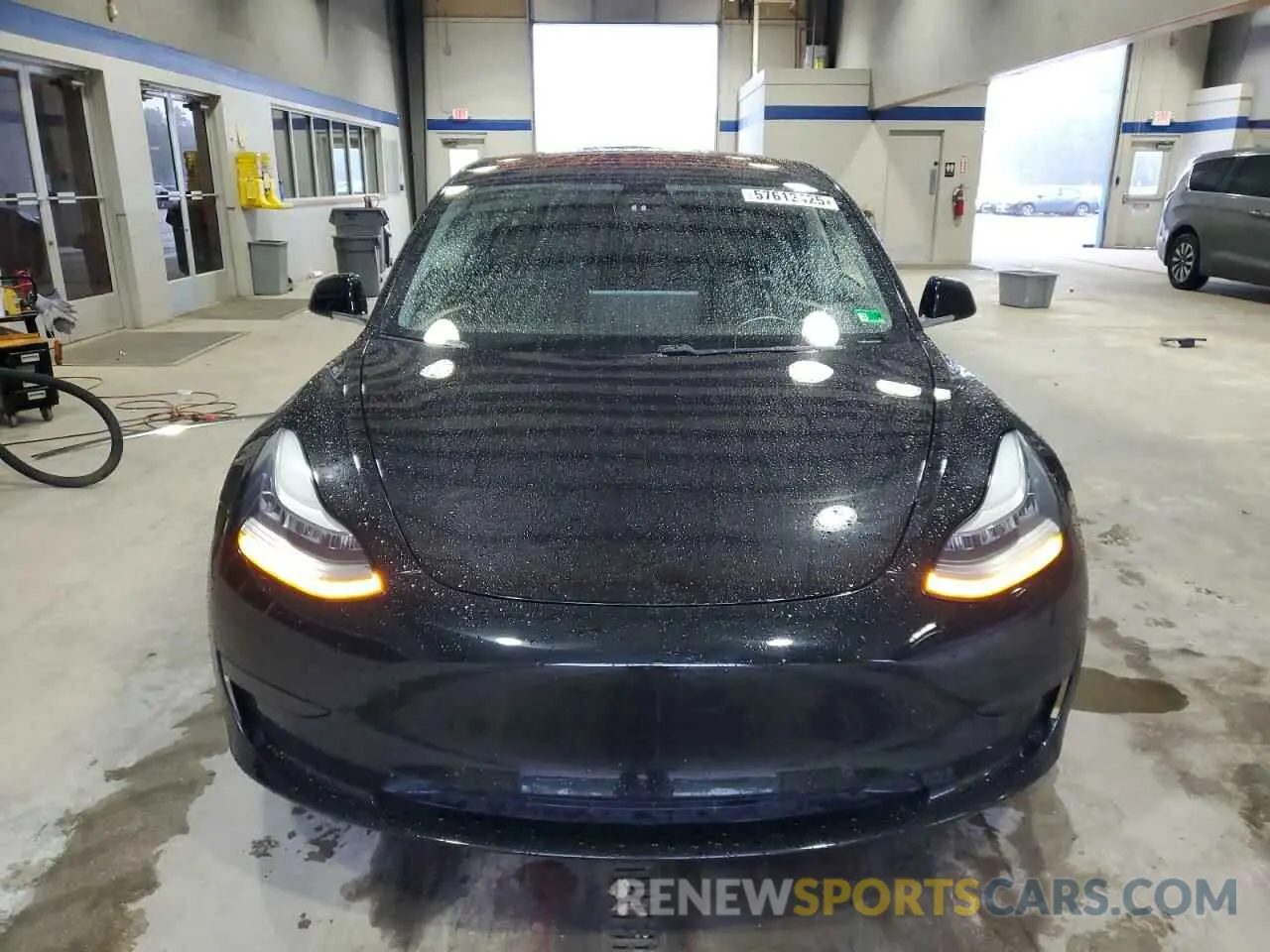 5 Photograph of a damaged car 5YJ3E1EA5KF297650 TESLA MODEL 3 2019
