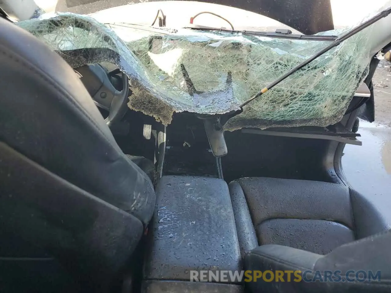 8 Photograph of a damaged car 5YJ3E1EA5KF298099 TESLA MODEL 3 2019