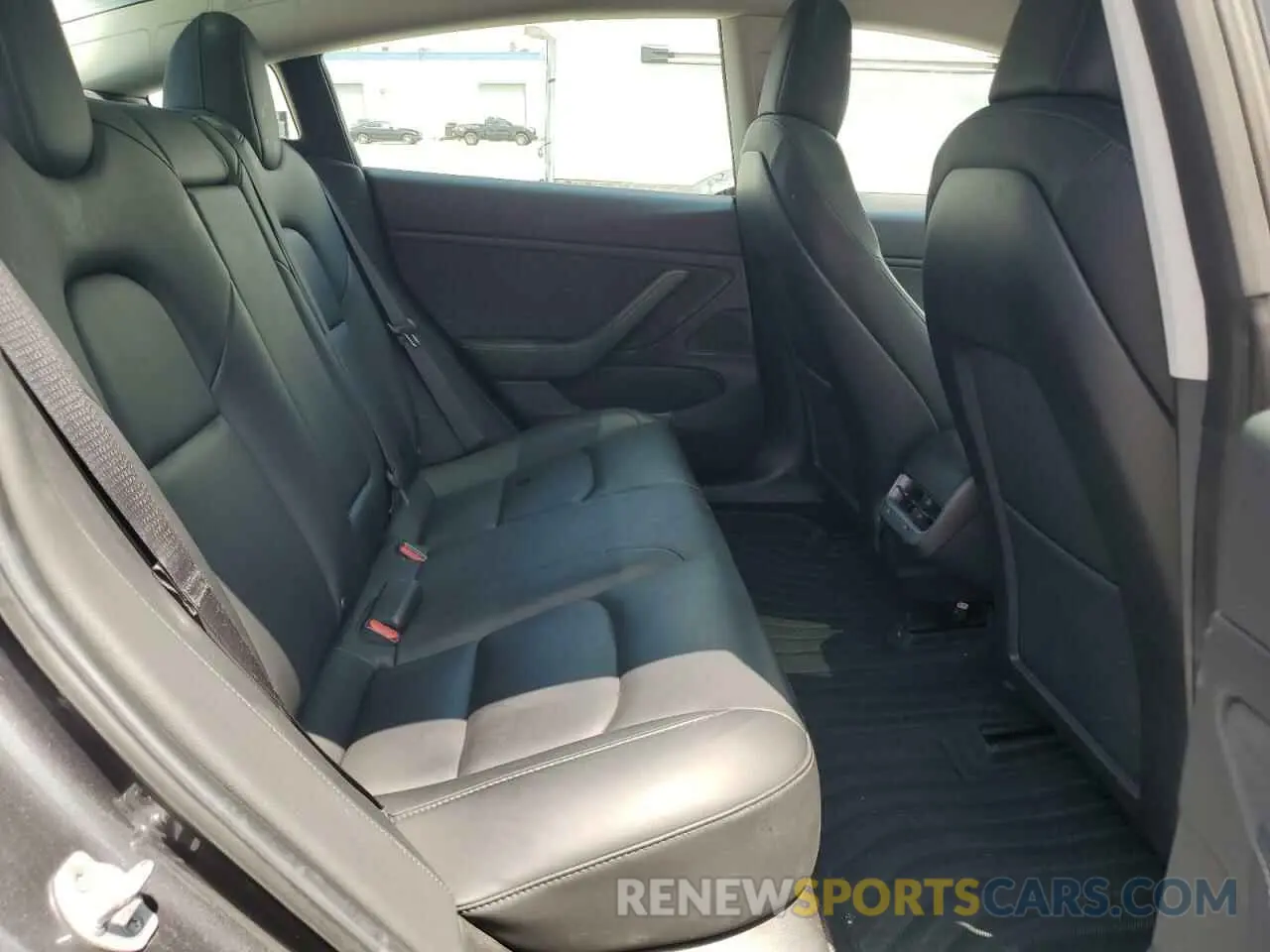 10 Photograph of a damaged car 5YJ3E1EA5KF298832 TESLA MODEL 3 2019