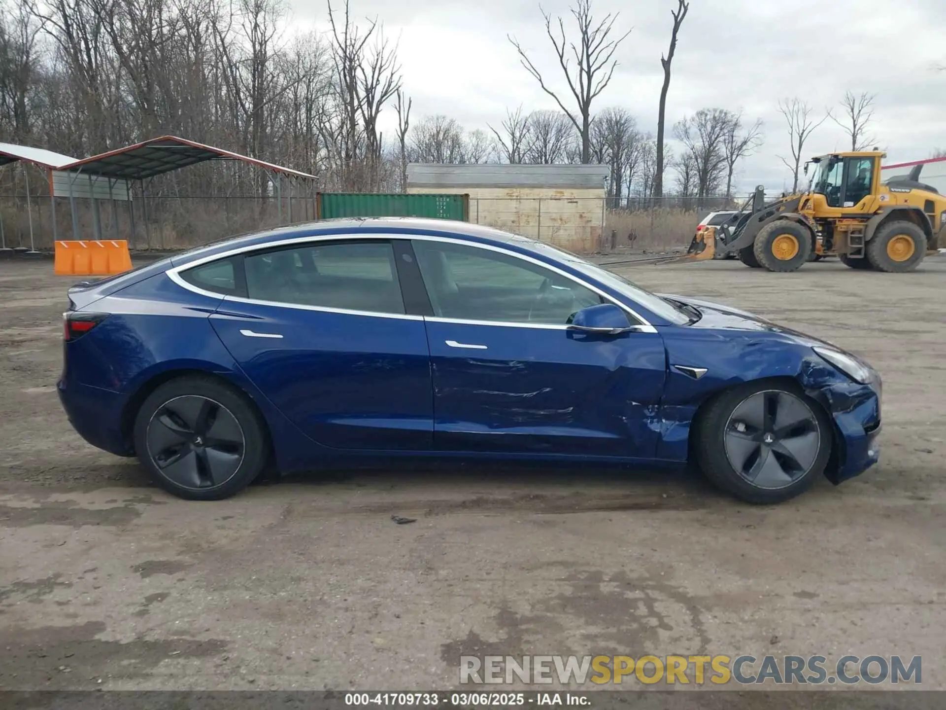 14 Photograph of a damaged car 5YJ3E1EA5KF299589 TESLA MODEL 3 2019