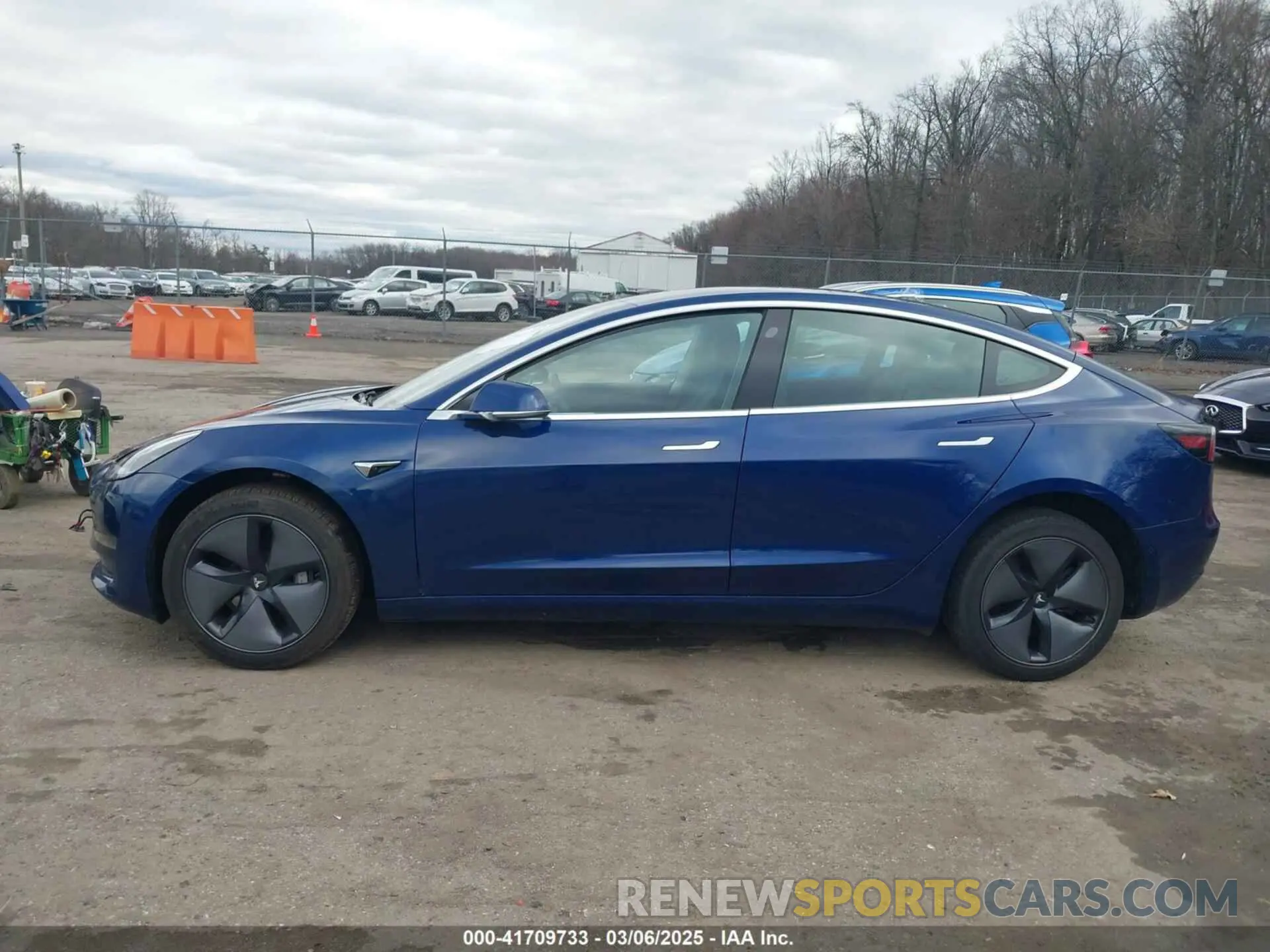 15 Photograph of a damaged car 5YJ3E1EA5KF299589 TESLA MODEL 3 2019