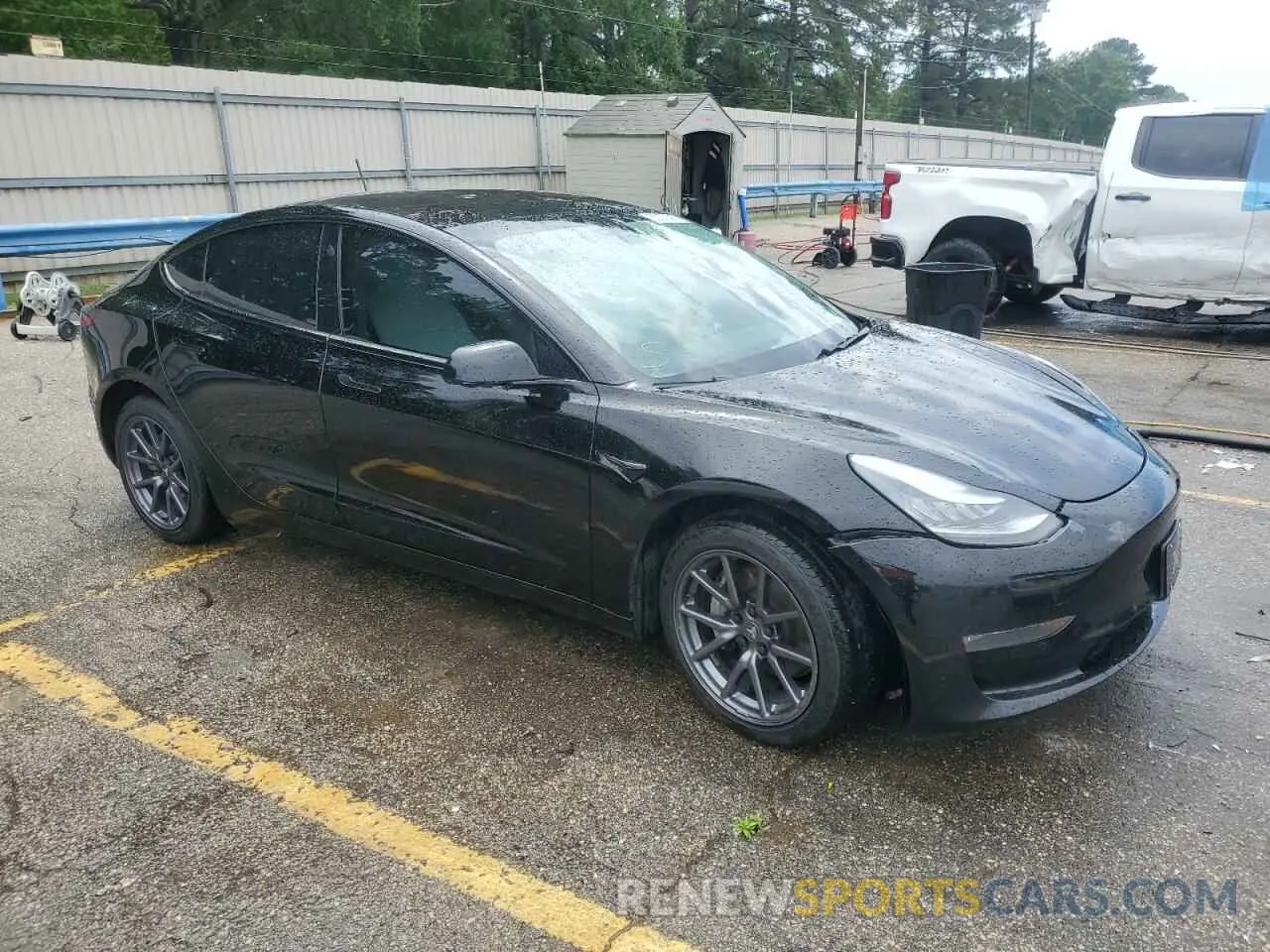 4 Photograph of a damaged car 5YJ3E1EA5KF301714 TESLA MODEL 3 2019