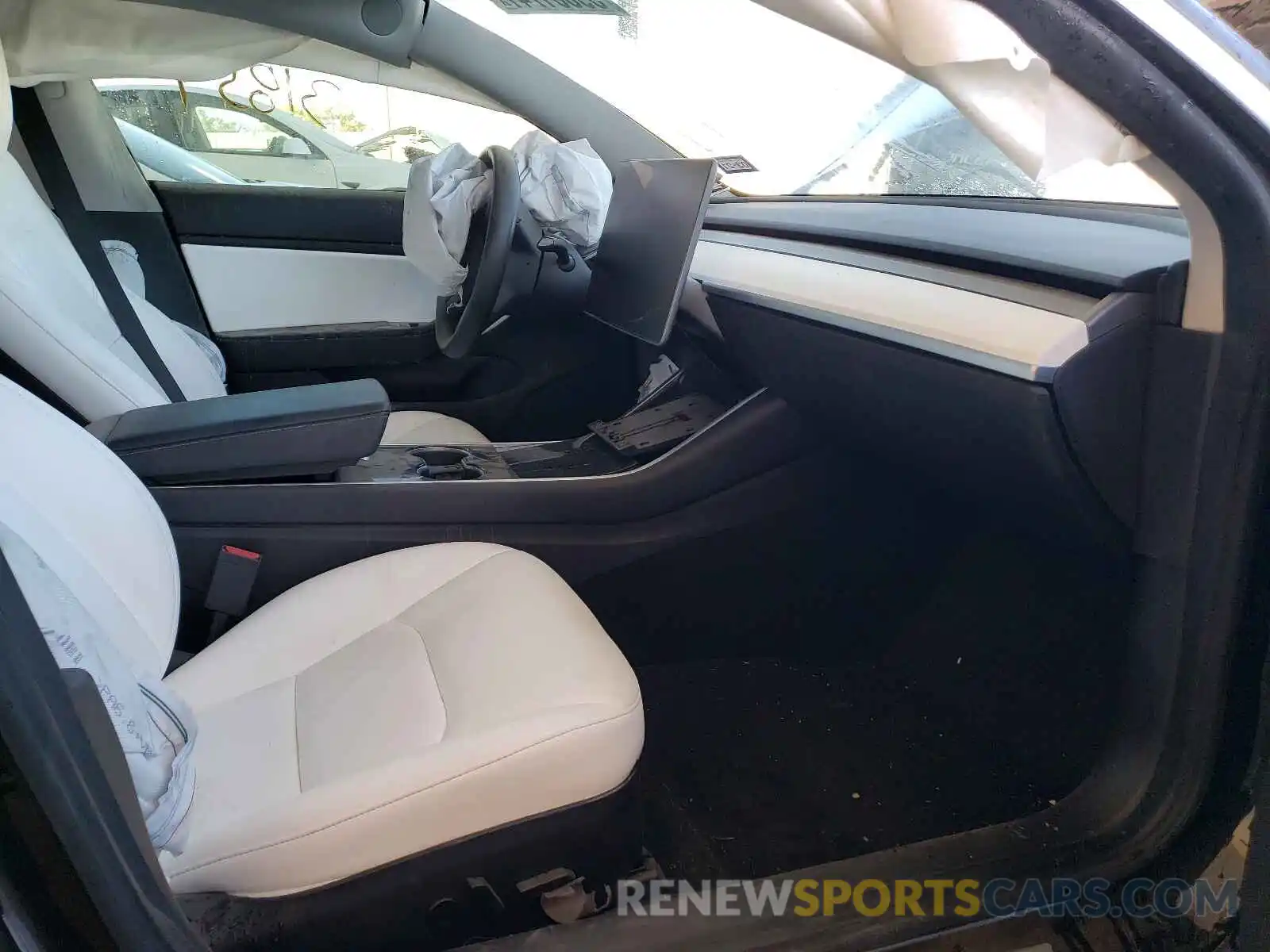 5 Photograph of a damaged car 5YJ3E1EA5KF302247 TESLA MODEL 3 2019