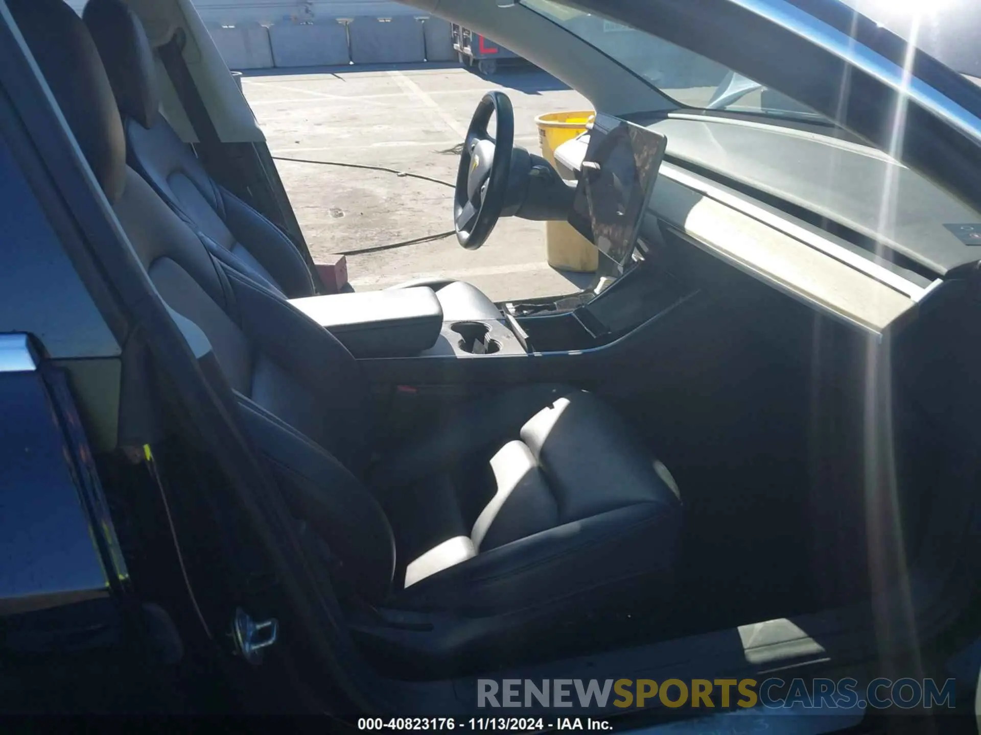 5 Photograph of a damaged car 5YJ3E1EA5KF304211 TESLA MODEL 3 2019