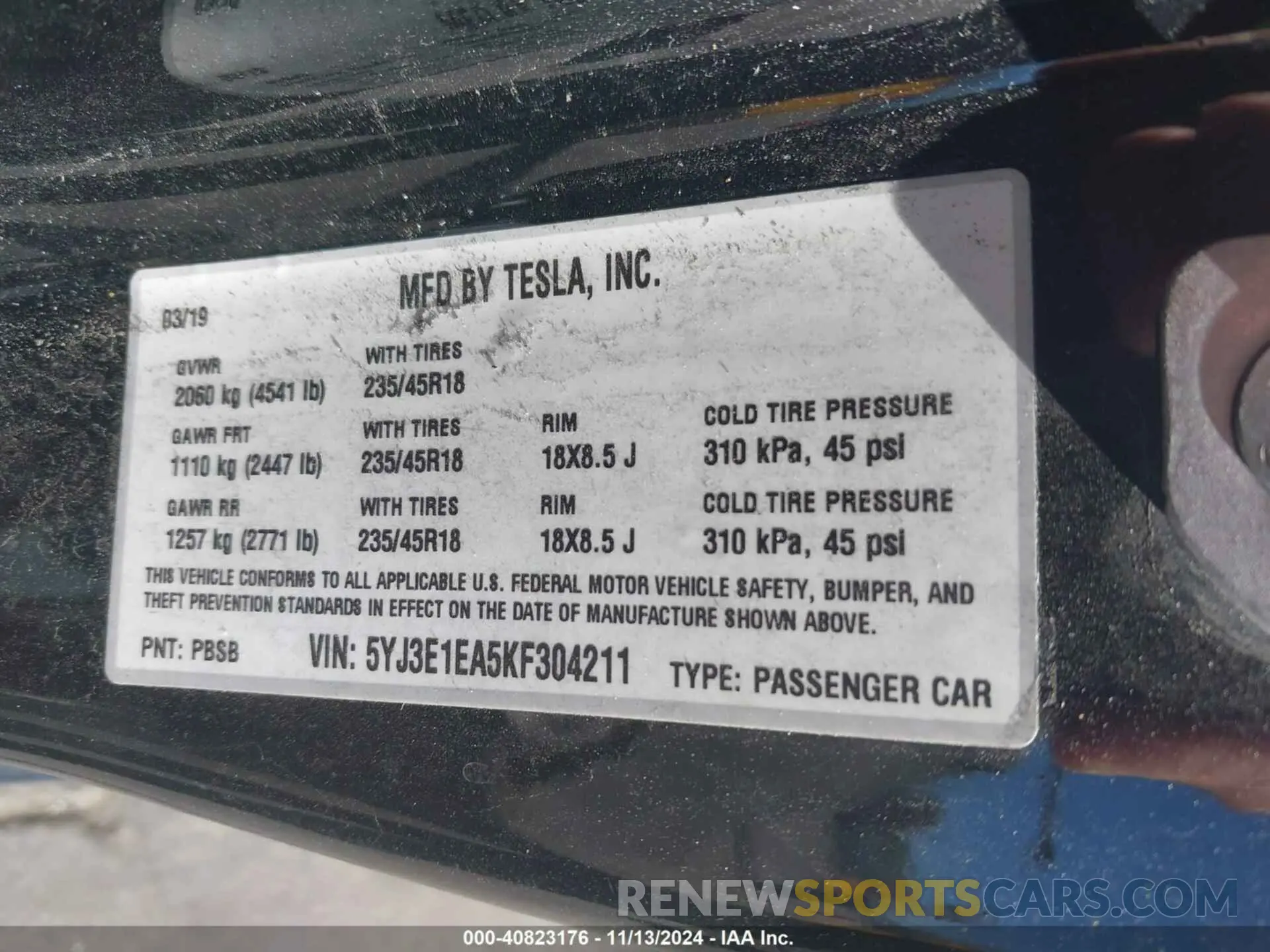 9 Photograph of a damaged car 5YJ3E1EA5KF304211 TESLA MODEL 3 2019