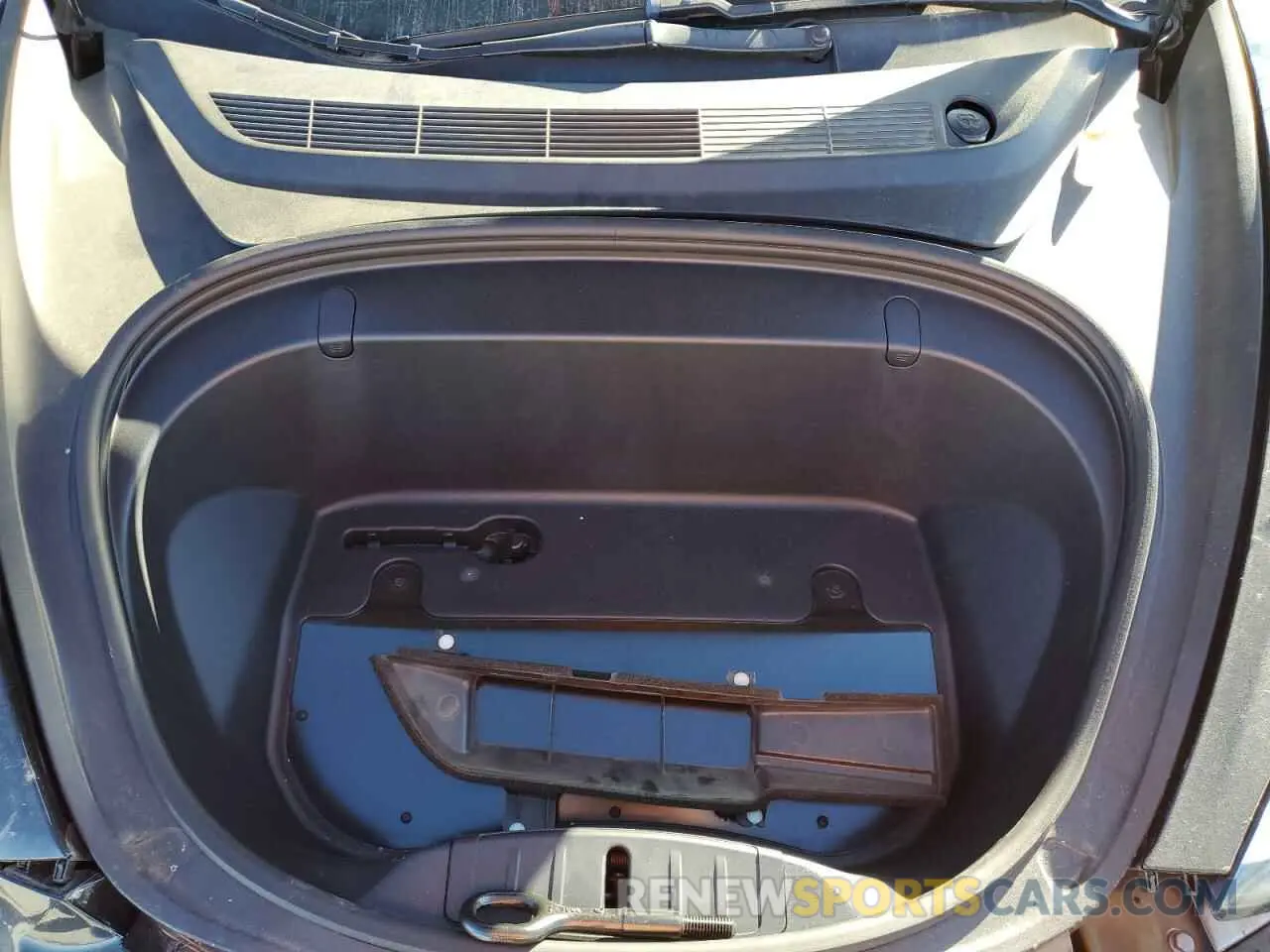 11 Photograph of a damaged car 5YJ3E1EA5KF304676 TESLA MODEL 3 2019