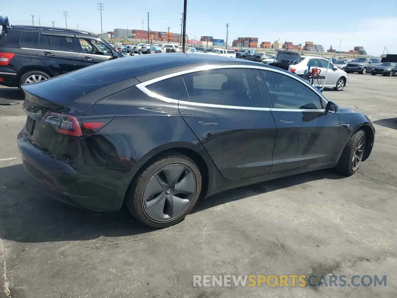 3 Photograph of a damaged car 5YJ3E1EA5KF304922 TESLA MODEL 3 2019