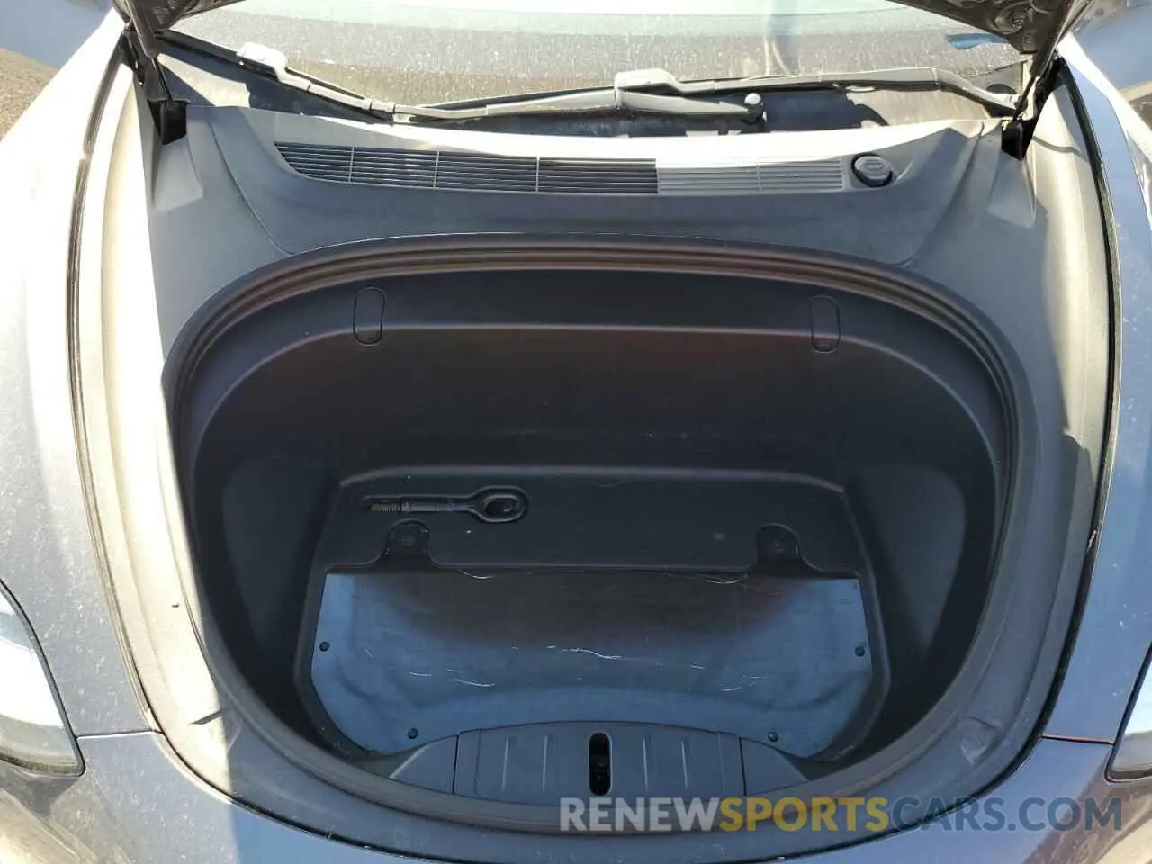 11 Photograph of a damaged car 5YJ3E1EA5KF307447 TESLA MODEL 3 2019