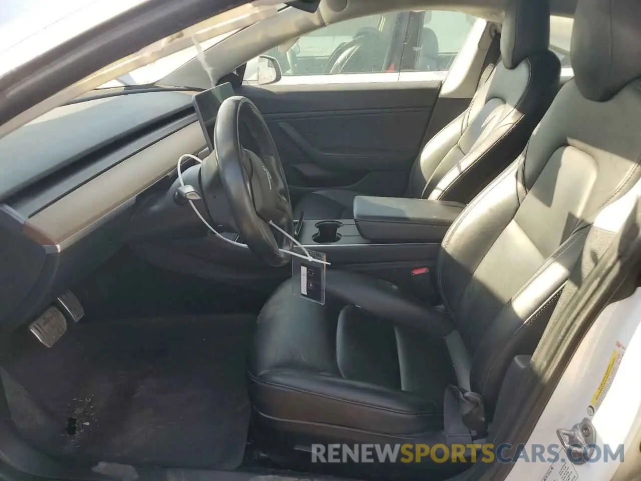 7 Photograph of a damaged car 5YJ3E1EA5KF310252 TESLA MODEL 3 2019