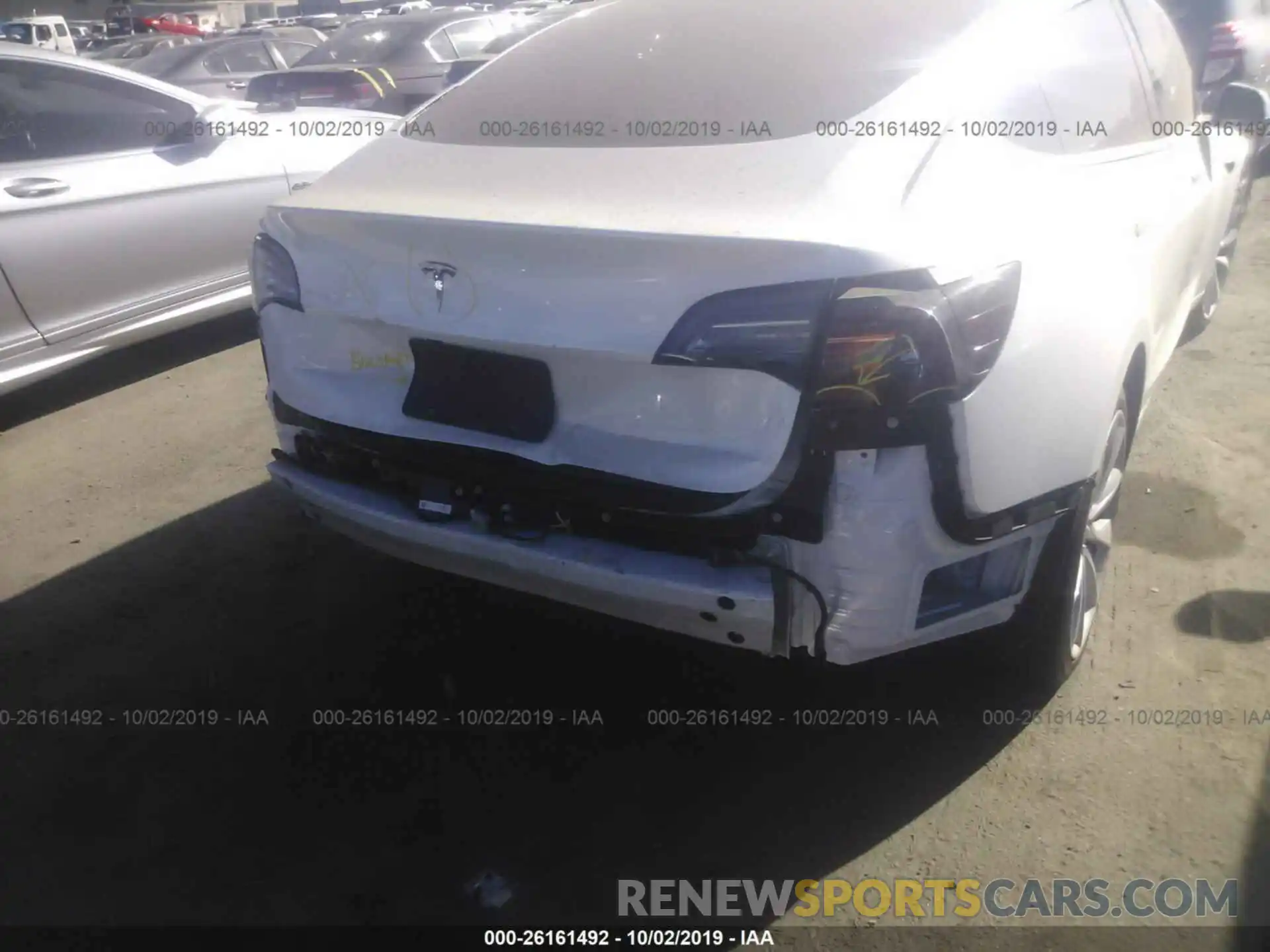 6 Photograph of a damaged car 5YJ3E1EA5KF311692 TESLA MODEL 3 2019