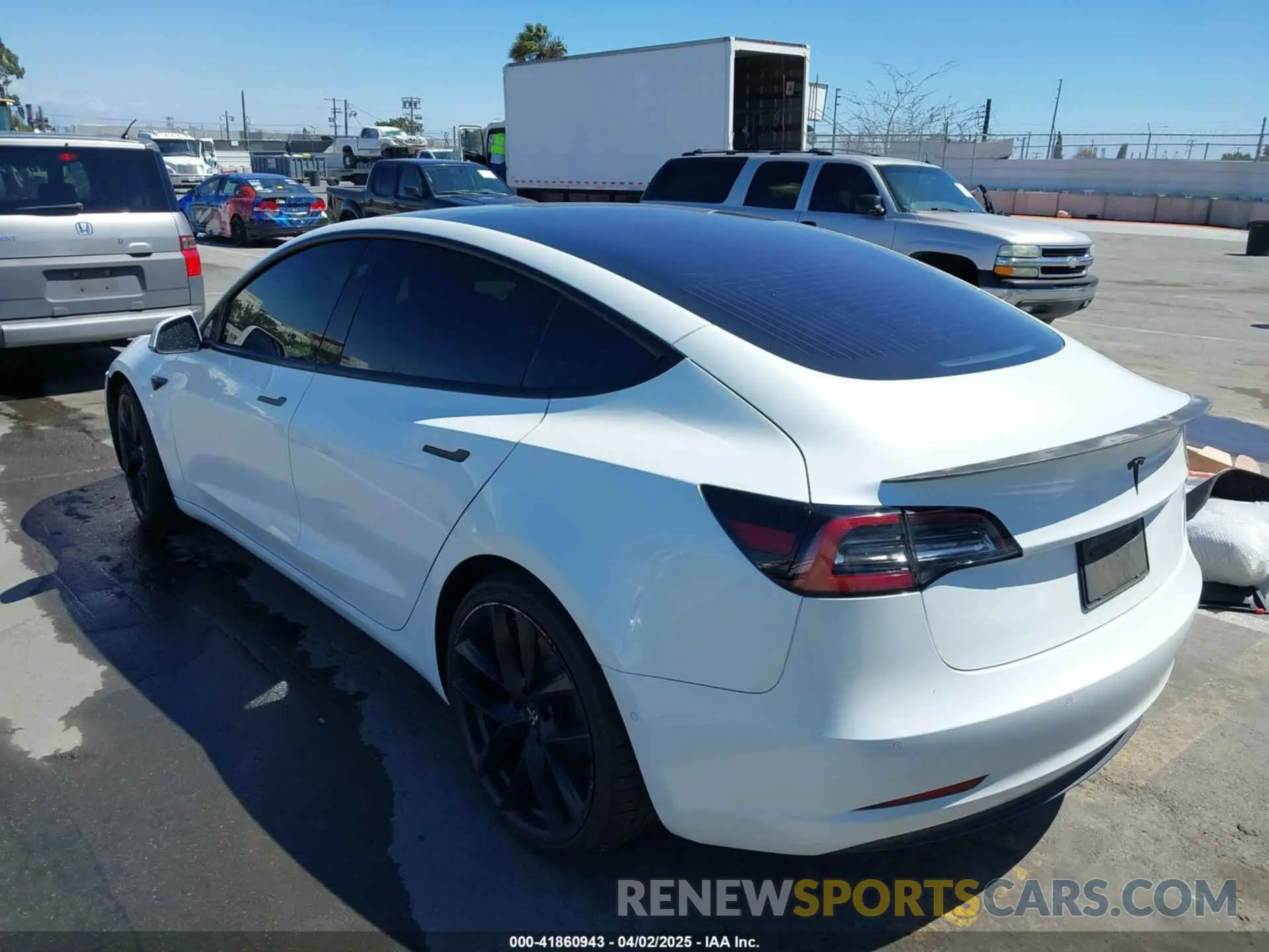 3 Photograph of a damaged car 5YJ3E1EA5KF327181 TESLA MODEL 3 2019