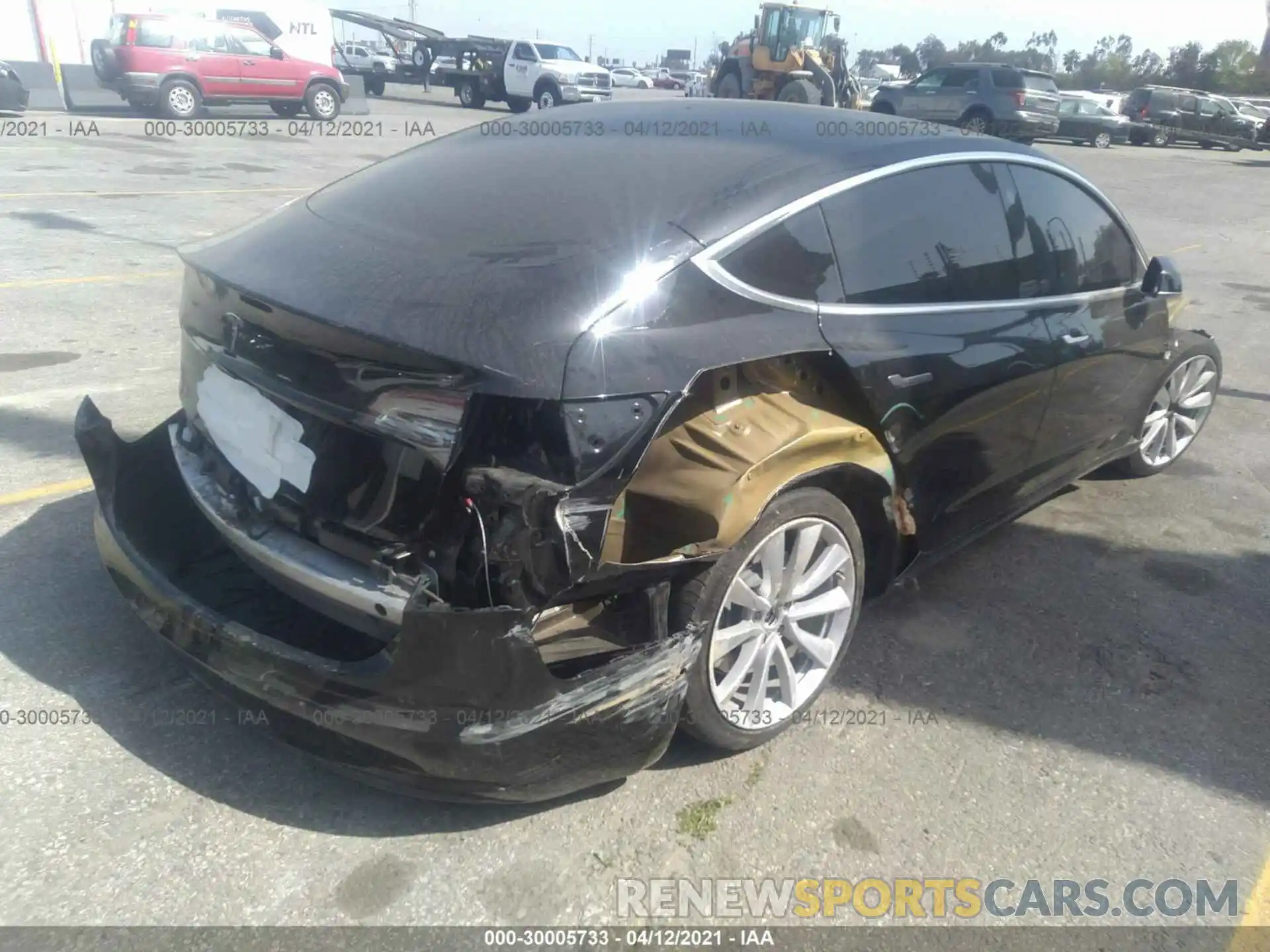 4 Photograph of a damaged car 5YJ3E1EA5KF357409 TESLA MODEL 3 2019