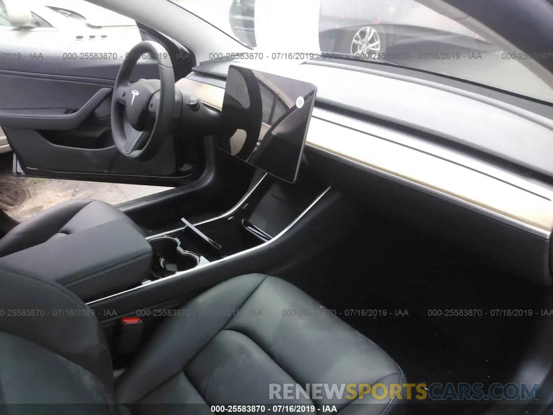 5 Photograph of a damaged car 5YJ3E1EA5KF394573 TESLA MODEL 3 2019