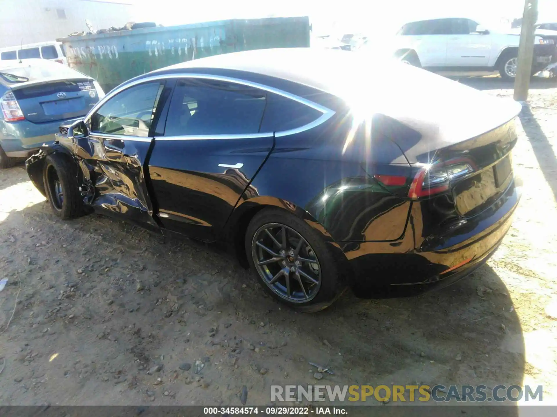 3 Photograph of a damaged car 5YJ3E1EA5KF395125 TESLA MODEL 3 2019