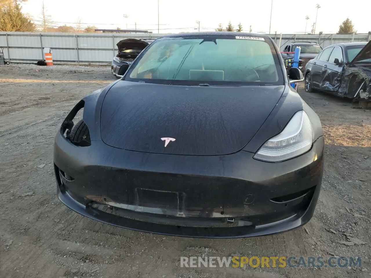 5 Photograph of a damaged car 5YJ3E1EA5KF396064 TESLA MODEL 3 2019
