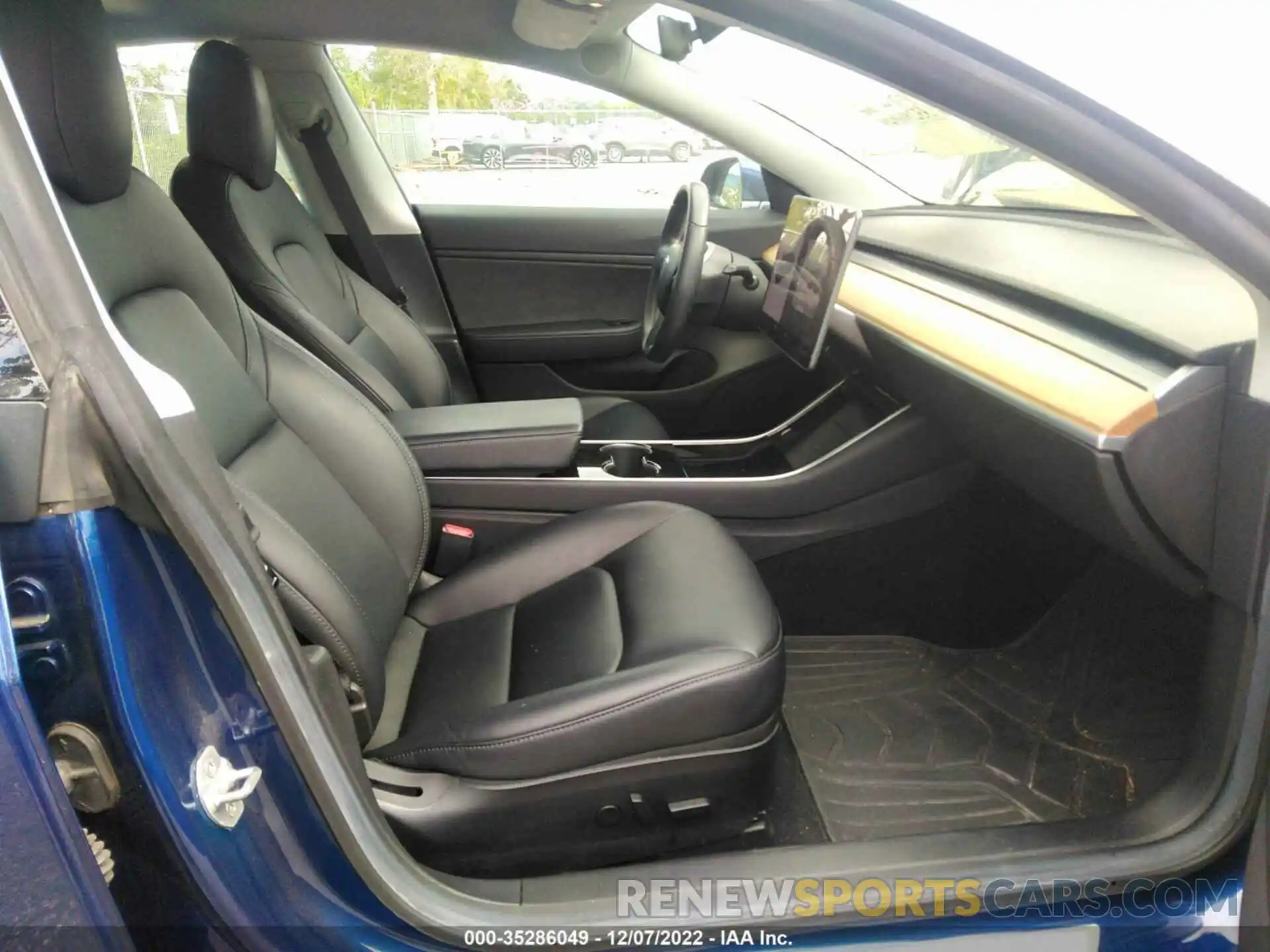 5 Photograph of a damaged car 5YJ3E1EA5KF396789 TESLA MODEL 3 2019