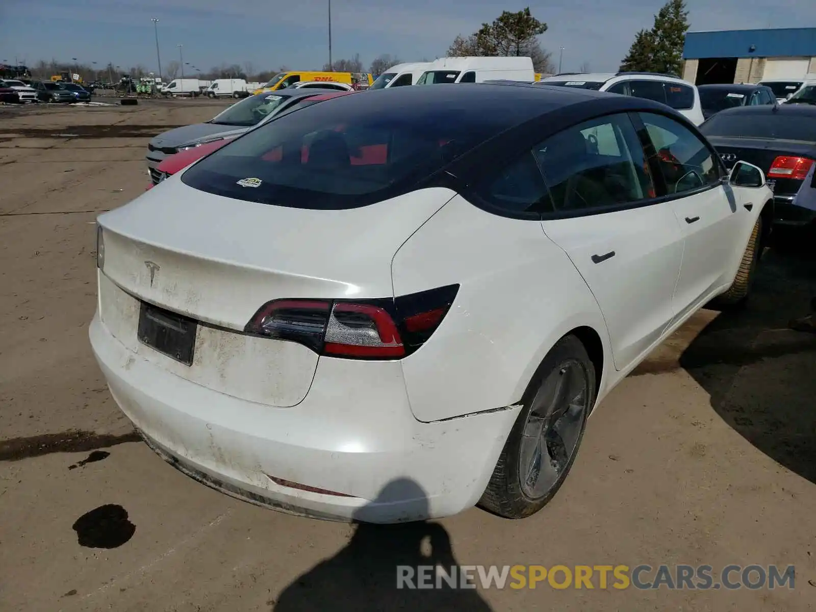 4 Photograph of a damaged car 5YJ3E1EA5KF397229 TESLA MODEL 3 2019