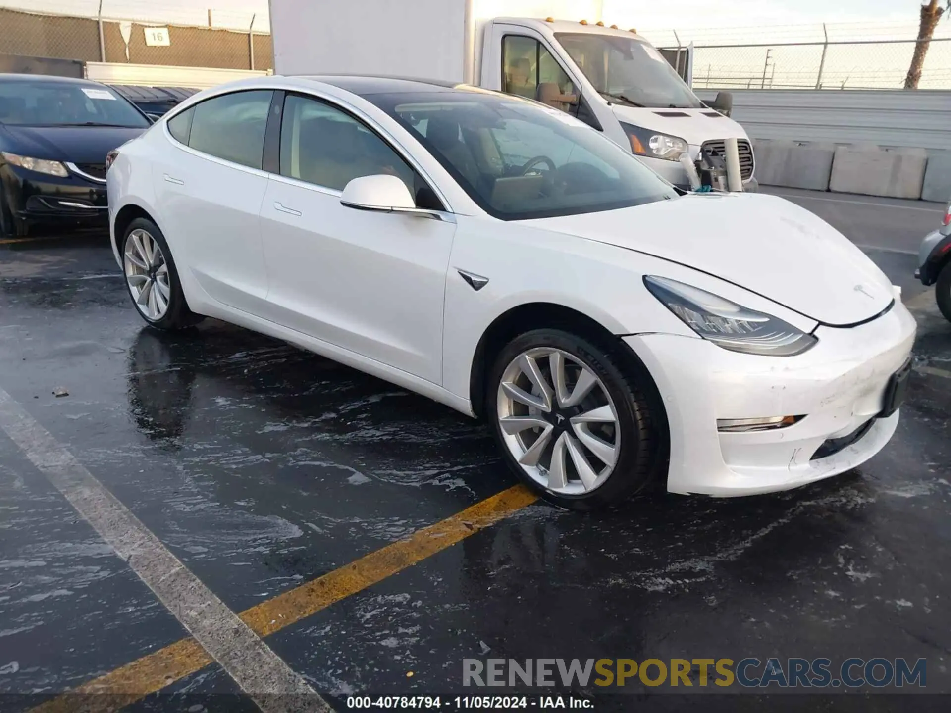 1 Photograph of a damaged car 5YJ3E1EA5KF402591 TESLA MODEL 3 2019