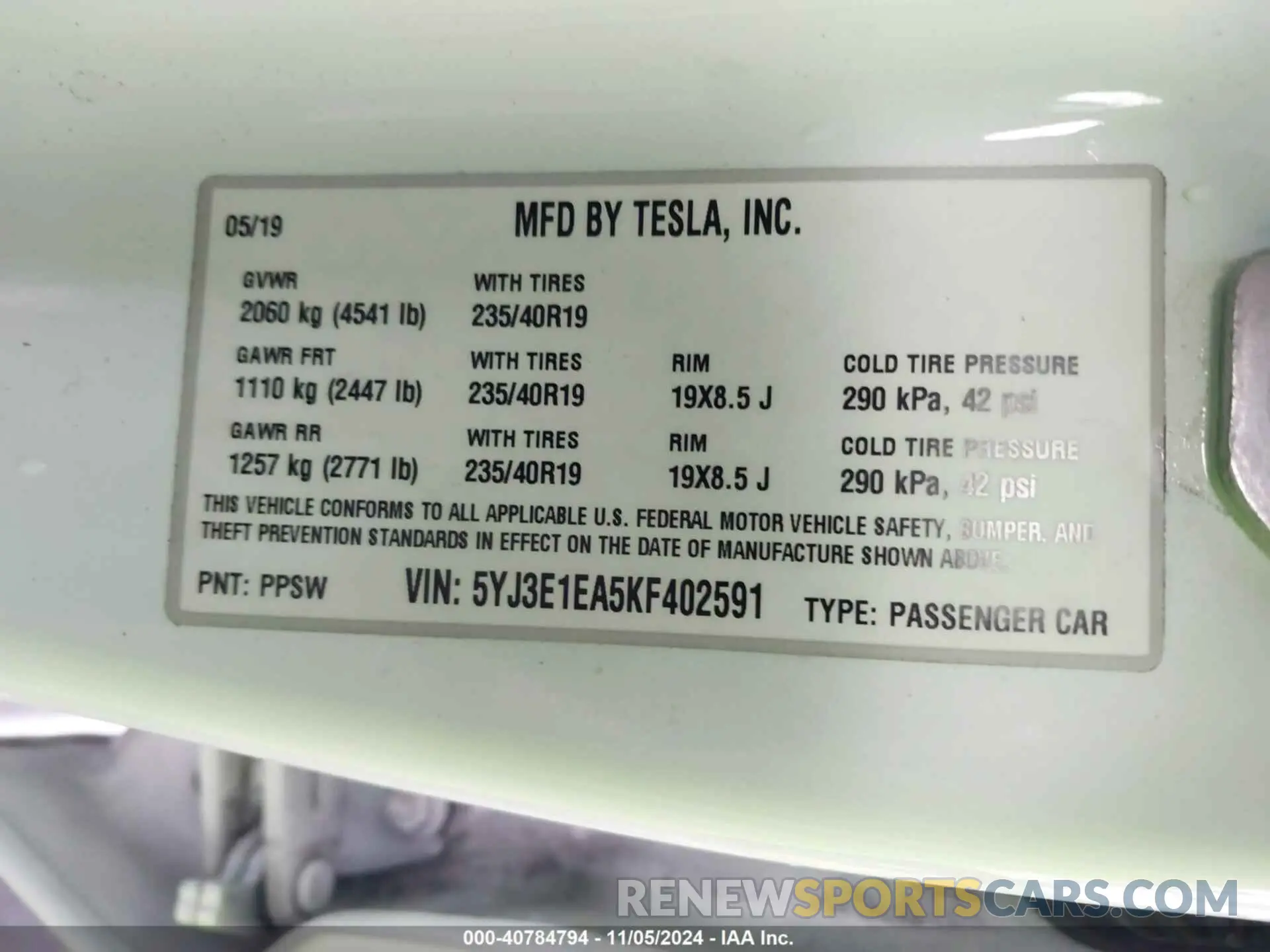 9 Photograph of a damaged car 5YJ3E1EA5KF402591 TESLA MODEL 3 2019