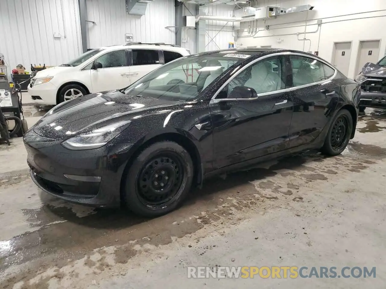 1 Photograph of a damaged car 5YJ3E1EA5KF407757 TESLA MODEL 3 2019