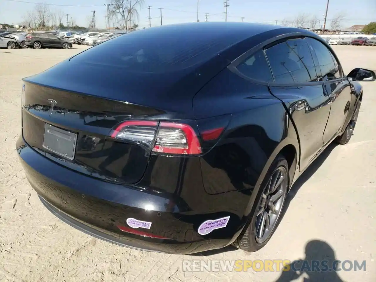 4 Photograph of a damaged car 5YJ3E1EA5KF410190 TESLA MODEL 3 2019