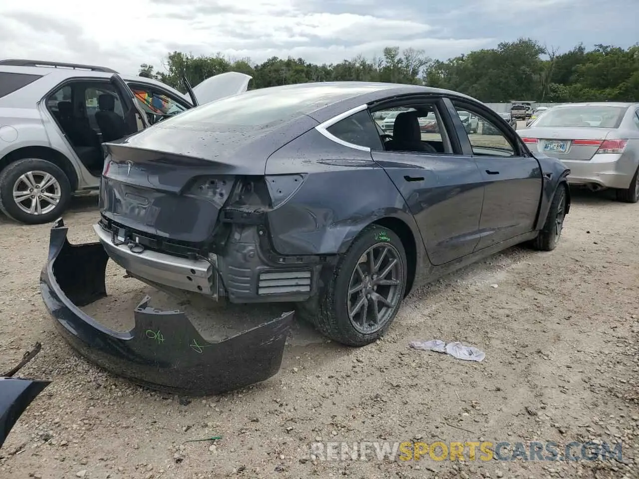 3 Photograph of a damaged car 5YJ3E1EA5KF411226 TESLA MODEL 3 2019
