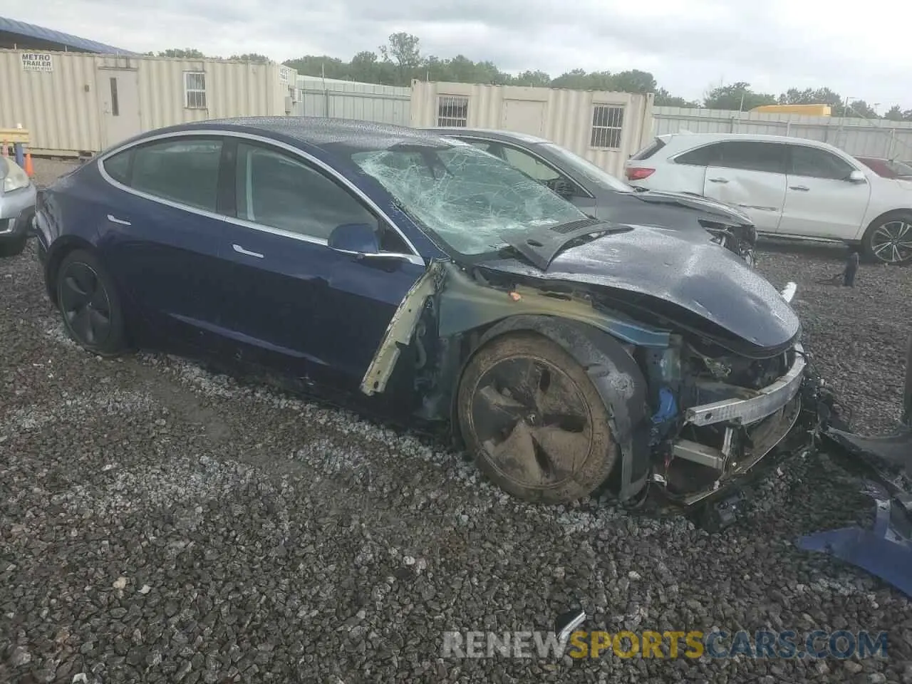 4 Photograph of a damaged car 5YJ3E1EA5KF411789 TESLA MODEL 3 2019