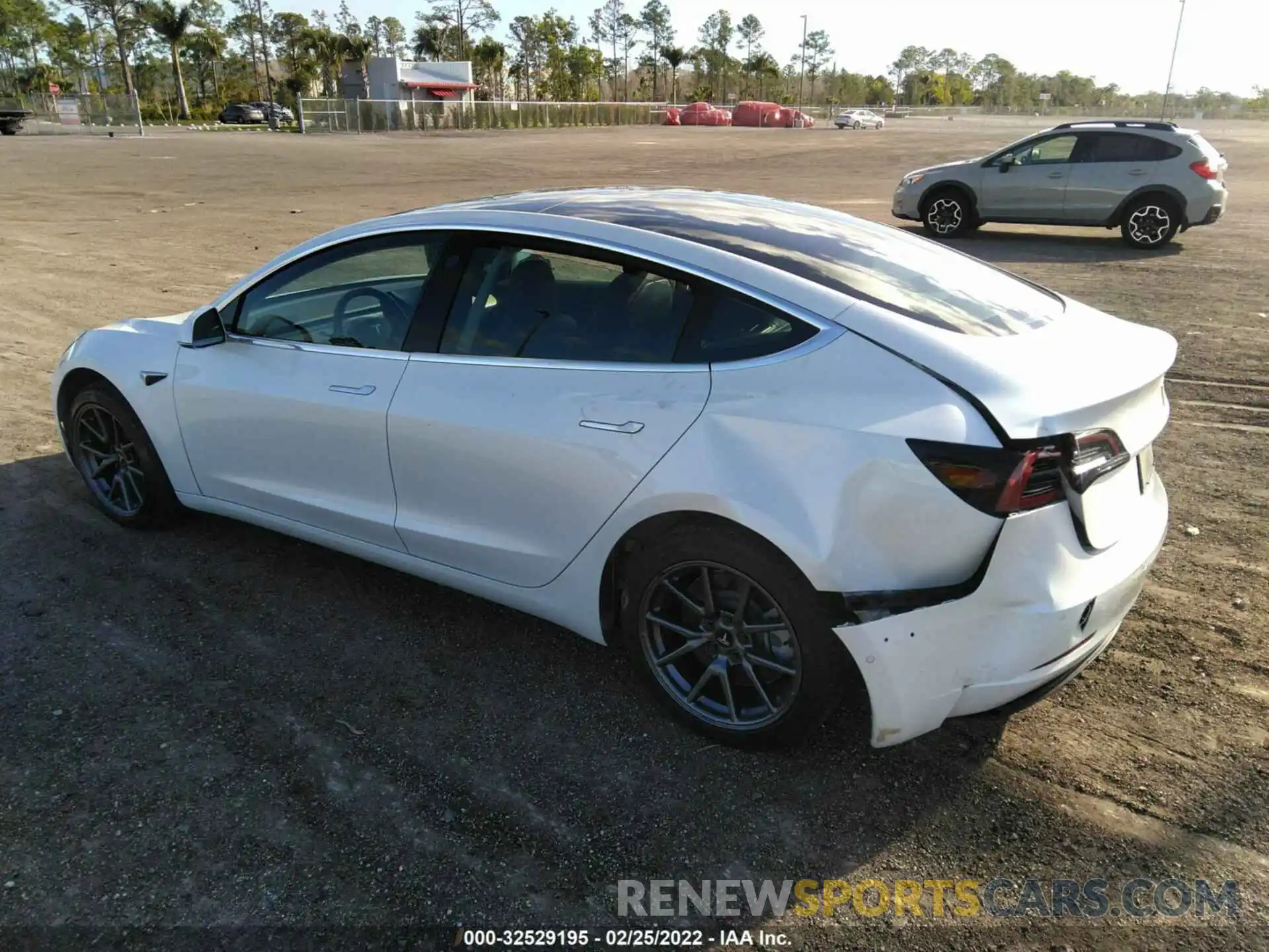 3 Photograph of a damaged car 5YJ3E1EA5KF411999 TESLA MODEL 3 2019