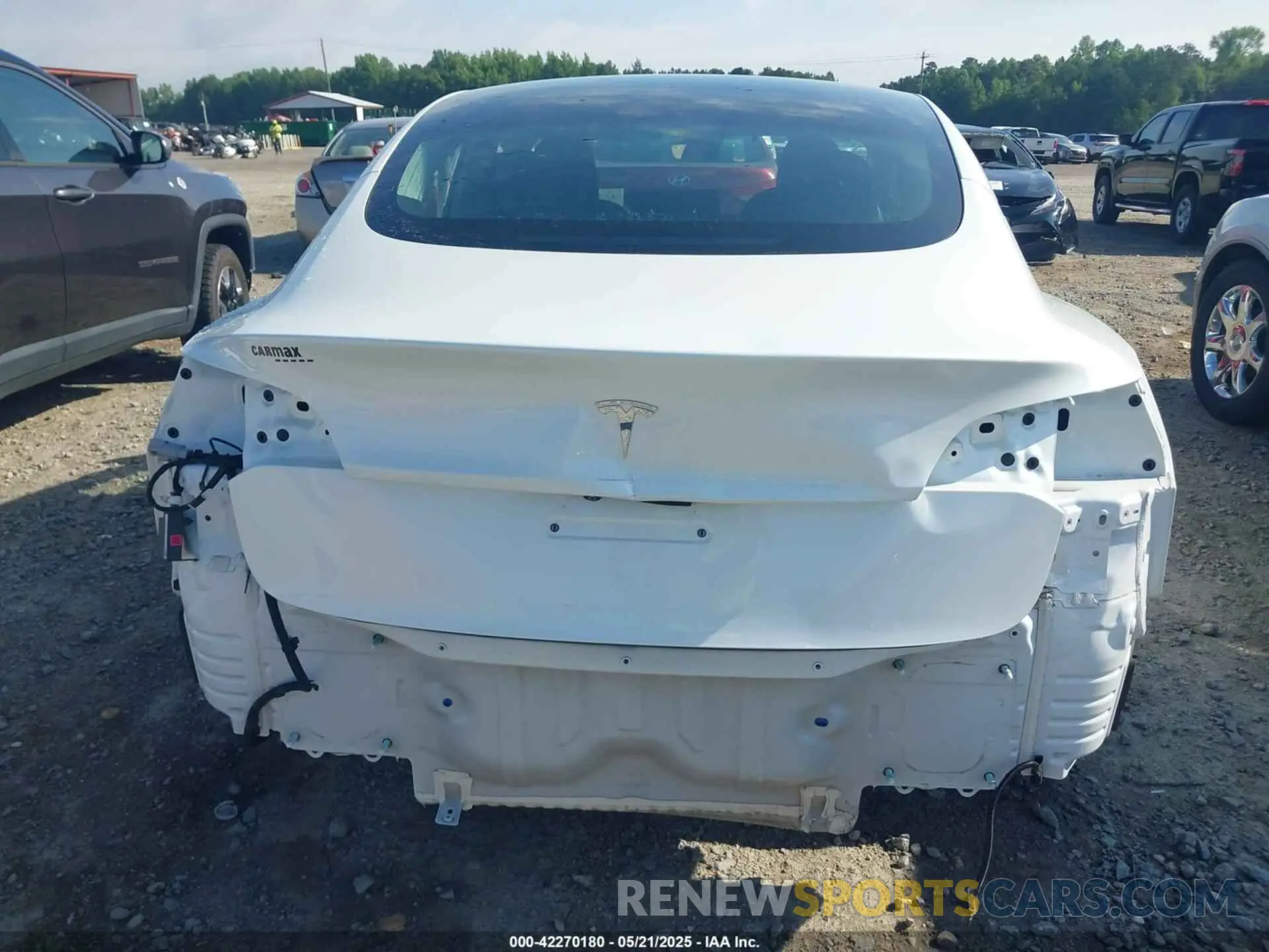 6 Photograph of a damaged car 5YJ3E1EA5KF412117 TESLA MODEL 3 2019
