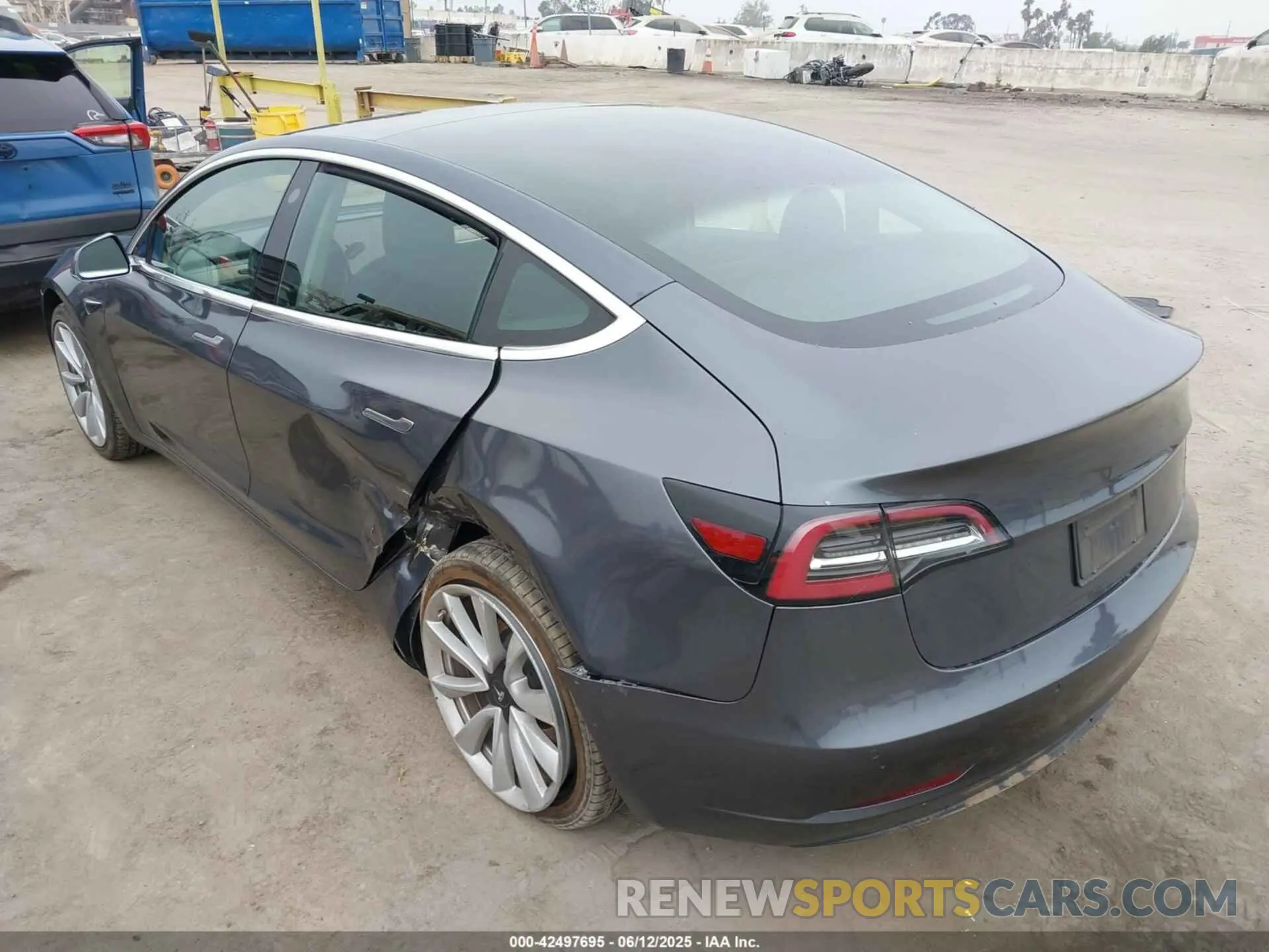 3 Photograph of a damaged car 5YJ3E1EA5KF412599 TESLA MODEL 3 2019