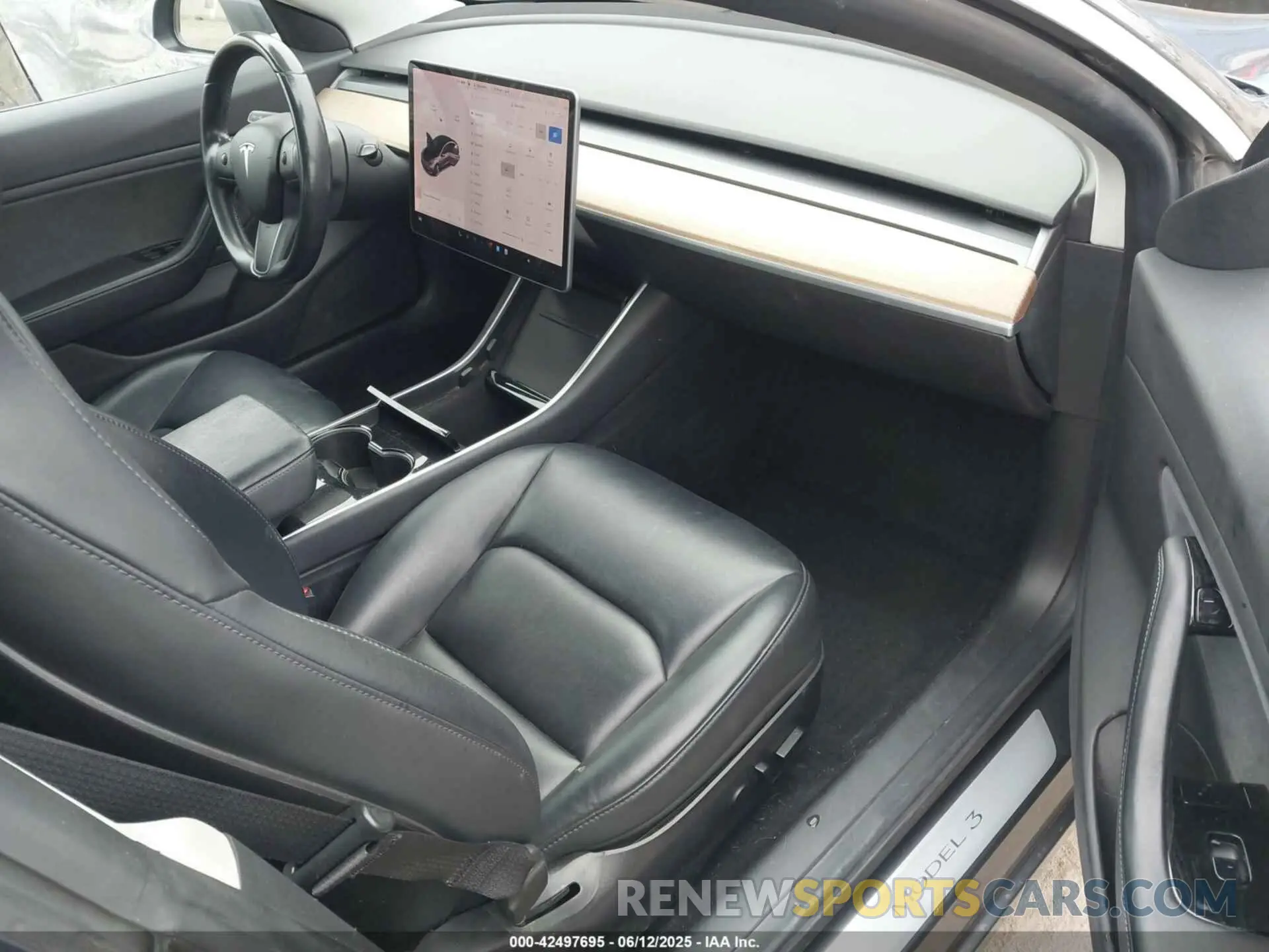 5 Photograph of a damaged car 5YJ3E1EA5KF412599 TESLA MODEL 3 2019