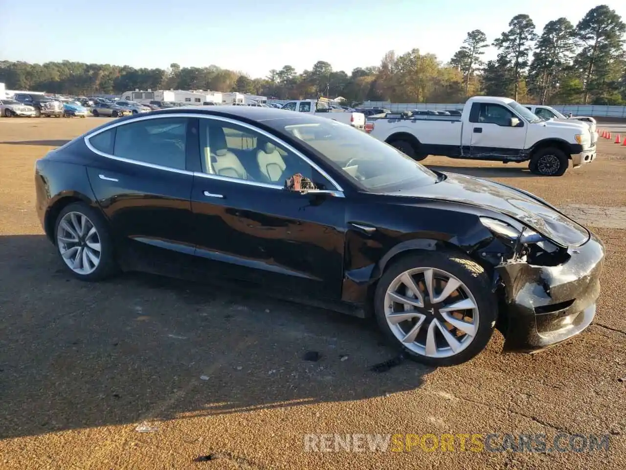 4 Photograph of a damaged car 5YJ3E1EA5KF417012 TESLA MODEL 3 2019