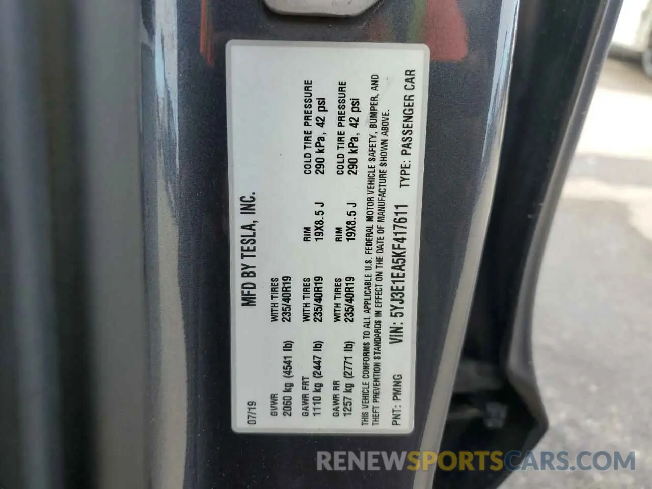 13 Photograph of a damaged car 5YJ3E1EA5KF417611 TESLA MODEL 3 2019