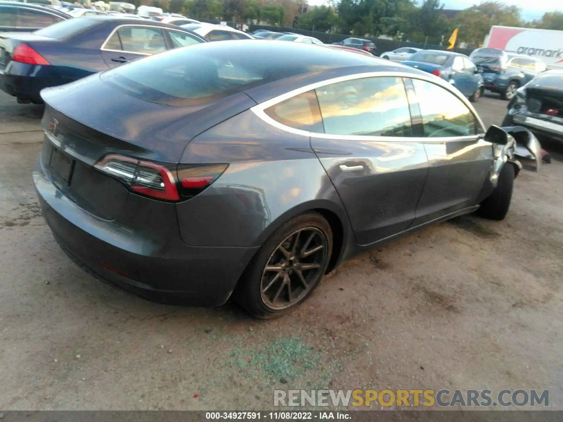 4 Photograph of a damaged car 5YJ3E1EA5KF421156 TESLA MODEL 3 2019