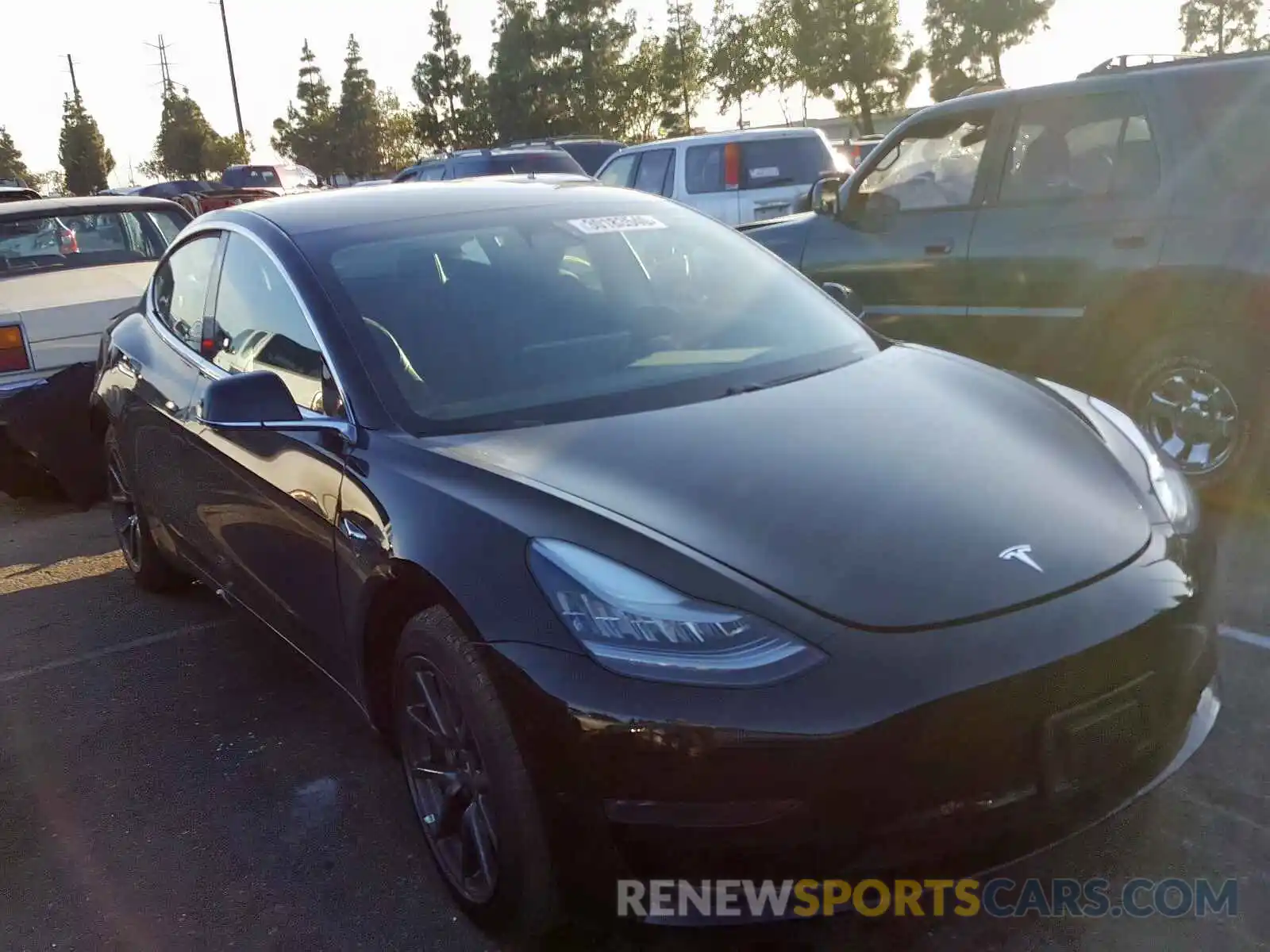 1 Photograph of a damaged car 5YJ3E1EA5KF426695 TESLA MODEL 3 2019