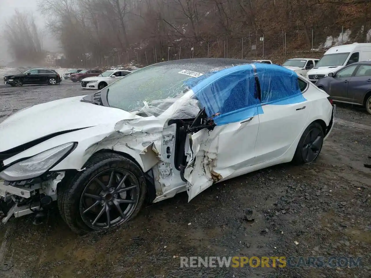 10 Photograph of a damaged car 5YJ3E1EA5KF430844 TESLA MODEL 3 2019