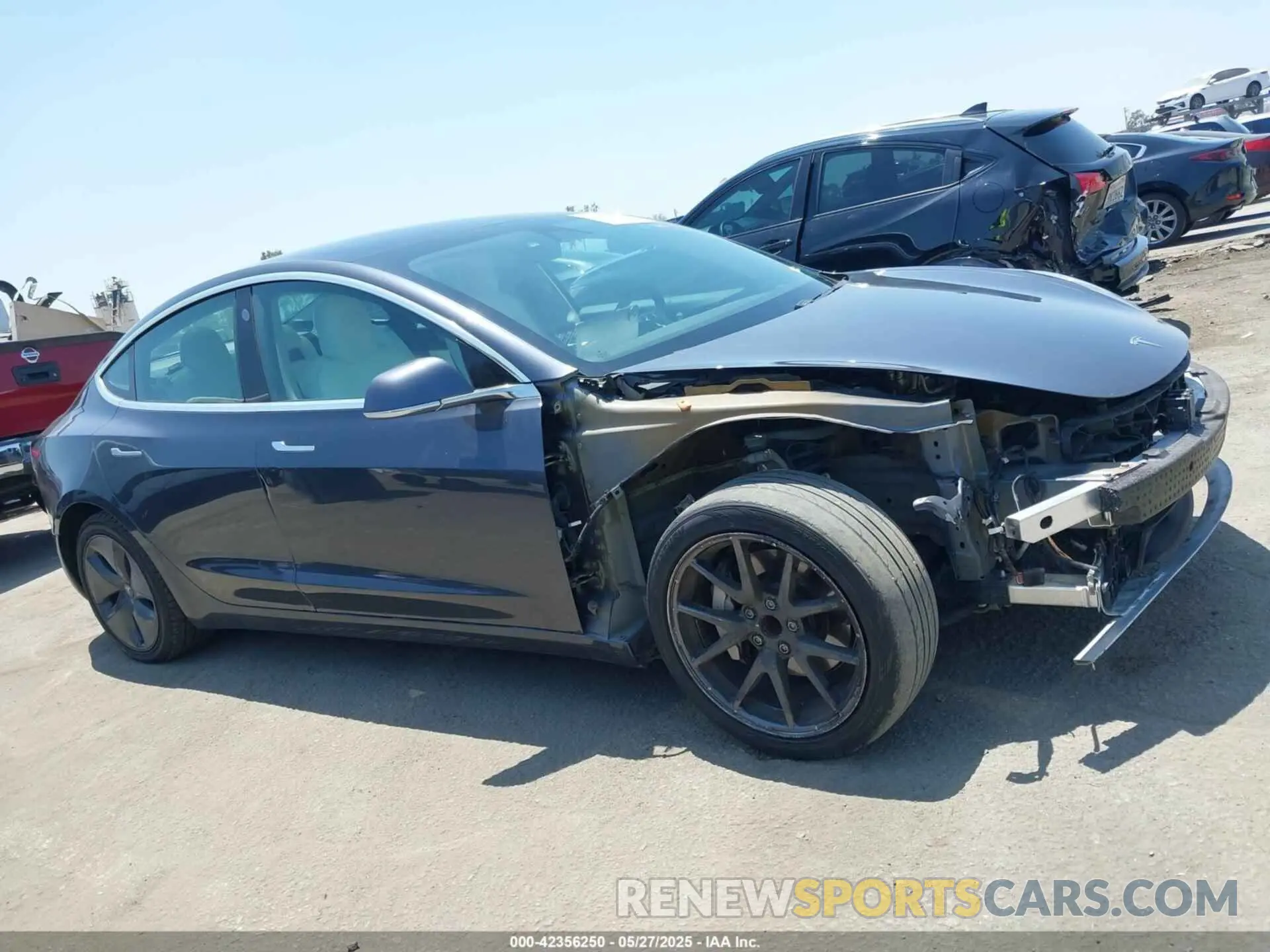 14 Photograph of a damaged car 5YJ3E1EA5KF431539 TESLA MODEL 3 2019