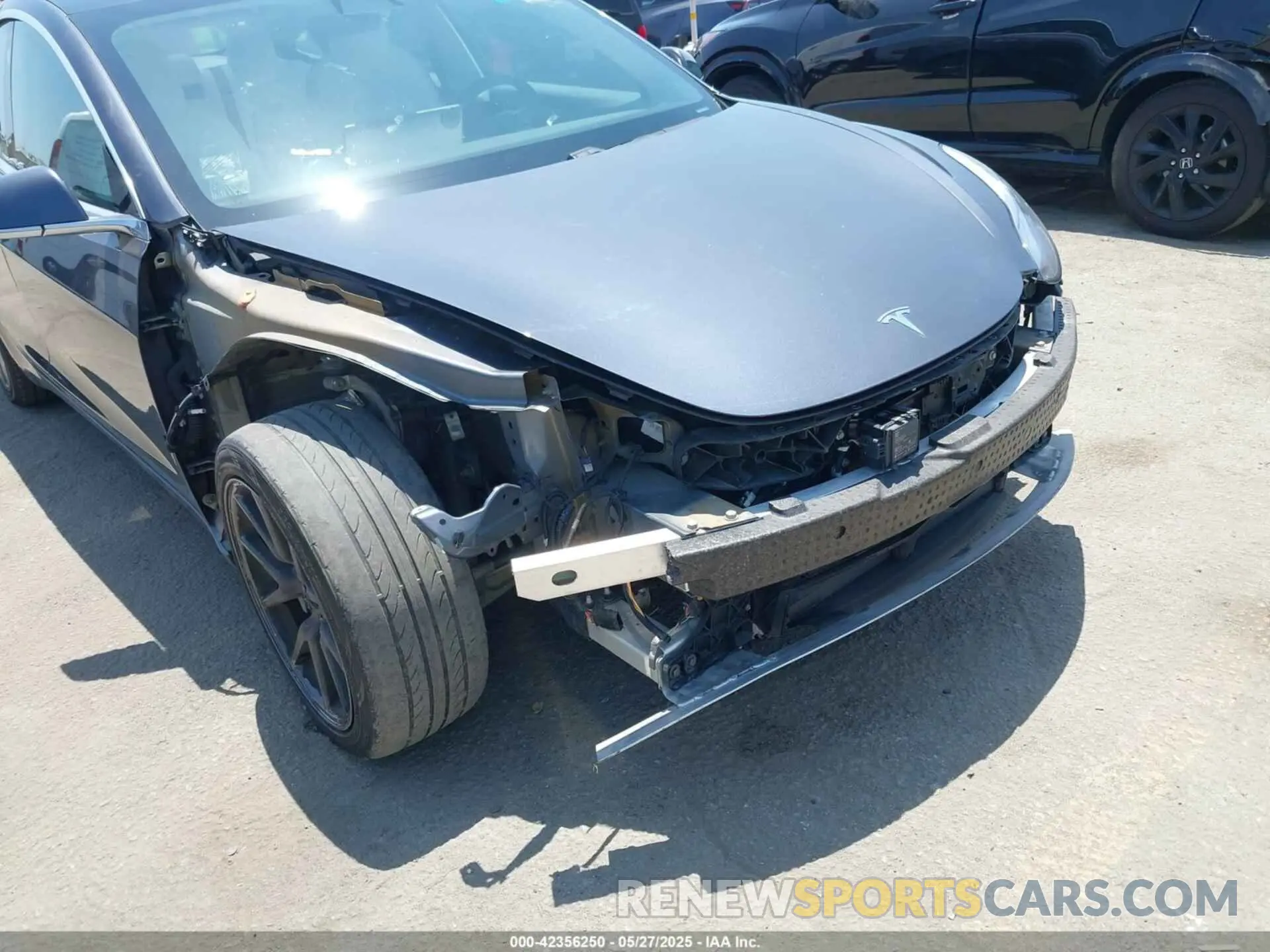 6 Photograph of a damaged car 5YJ3E1EA5KF431539 TESLA MODEL 3 2019