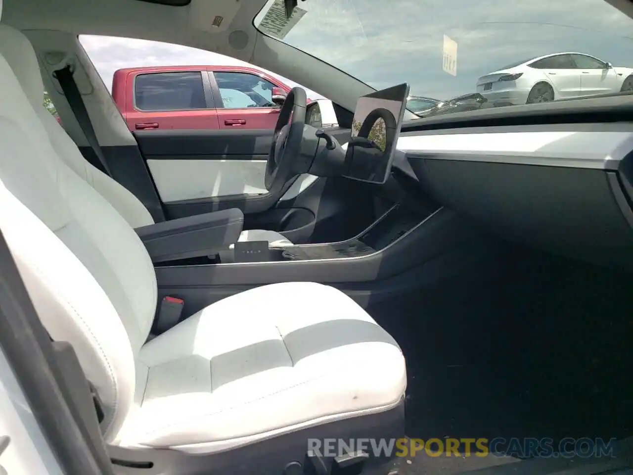 5 Photograph of a damaged car 5YJ3E1EA5KF438720 TESLA MODEL 3 2019