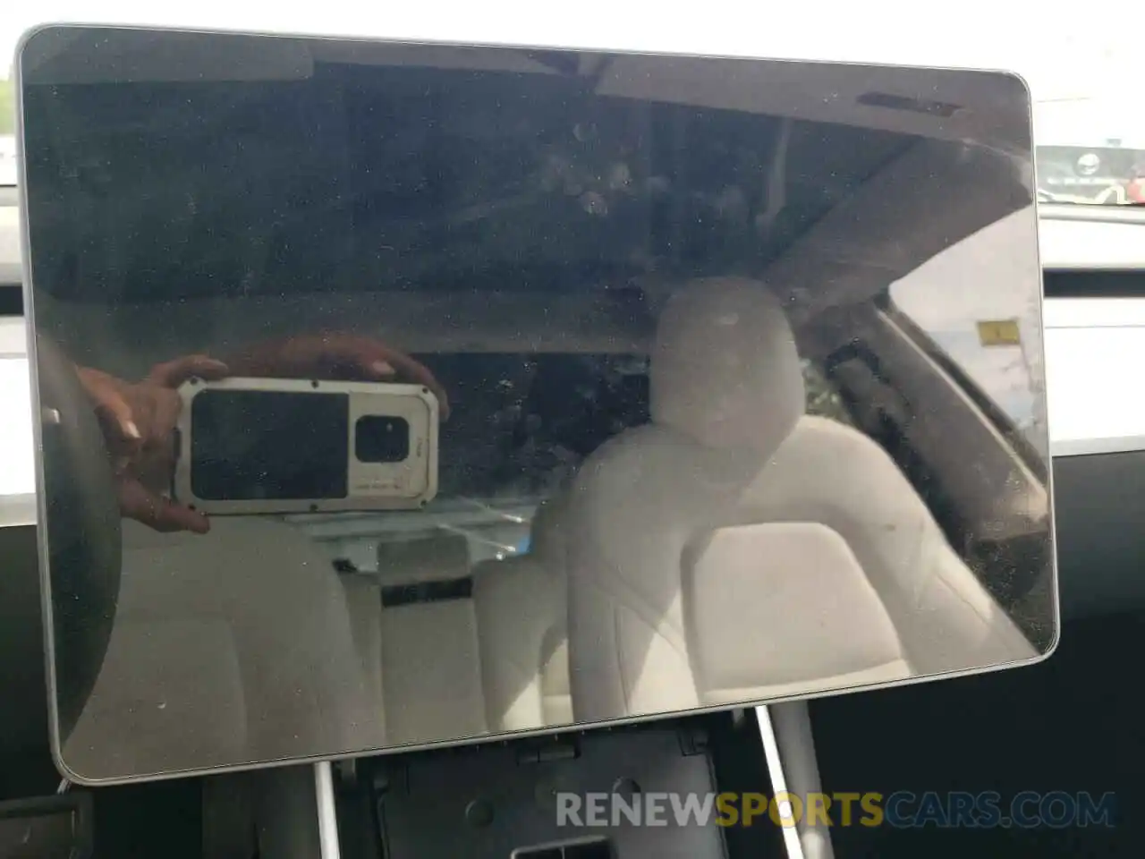 8 Photograph of a damaged car 5YJ3E1EA5KF438720 TESLA MODEL 3 2019