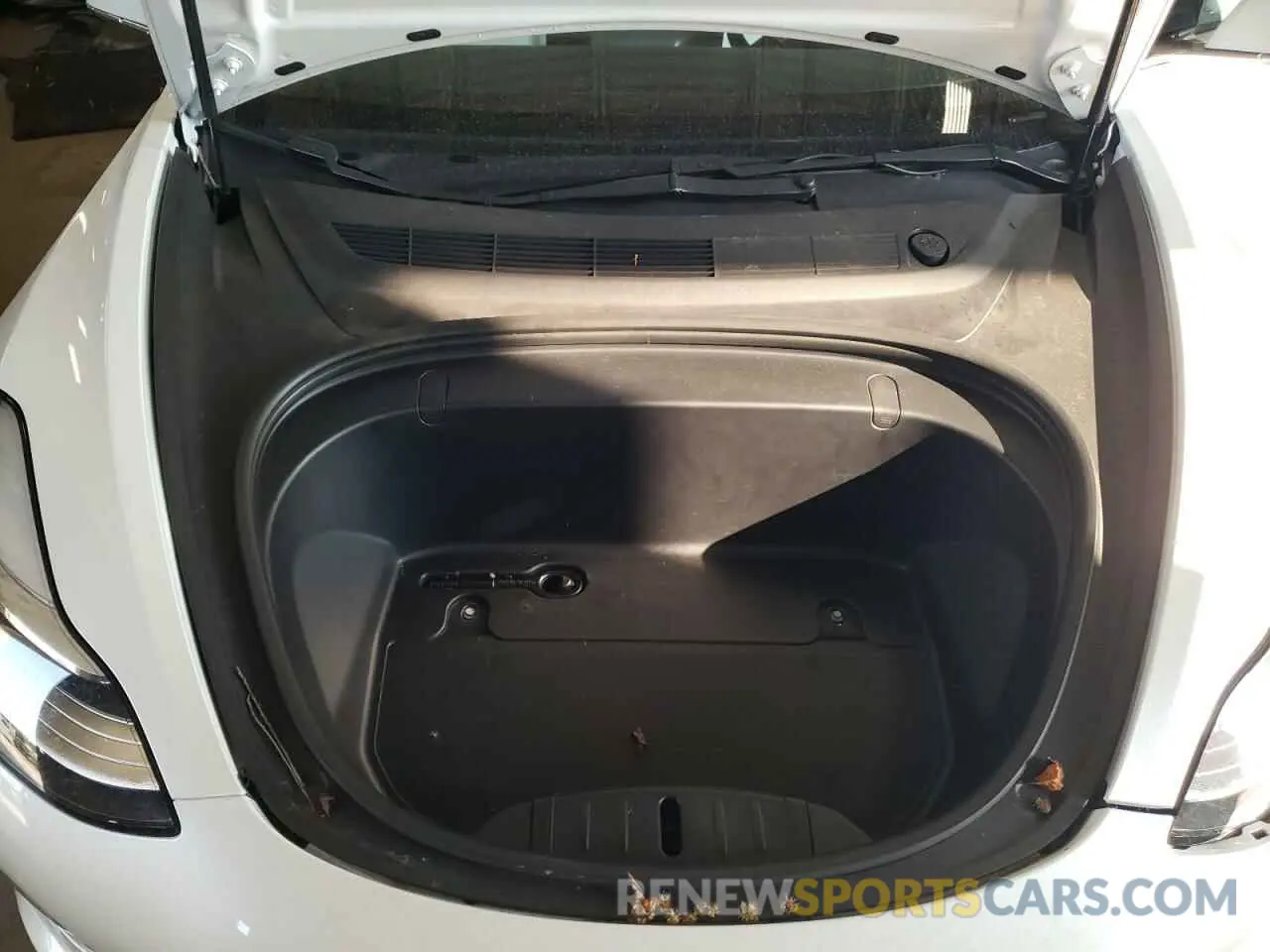 11 Photograph of a damaged car 5YJ3E1EA5KF444761 TESLA MODEL 3 2019