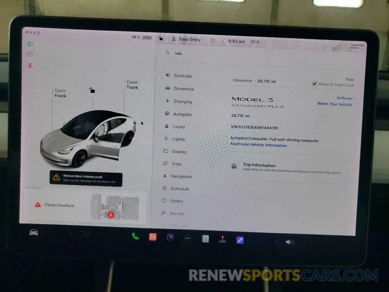 9 Photograph of a damaged car 5YJ3E1EA5KF444761 TESLA MODEL 3 2019
