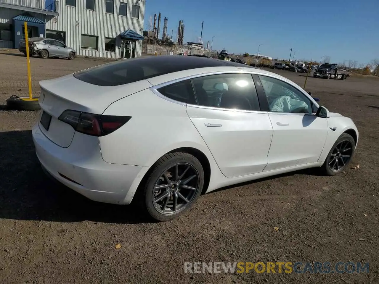 3 Photograph of a damaged car 5YJ3E1EA5KF483219 TESLA MODEL 3 2019