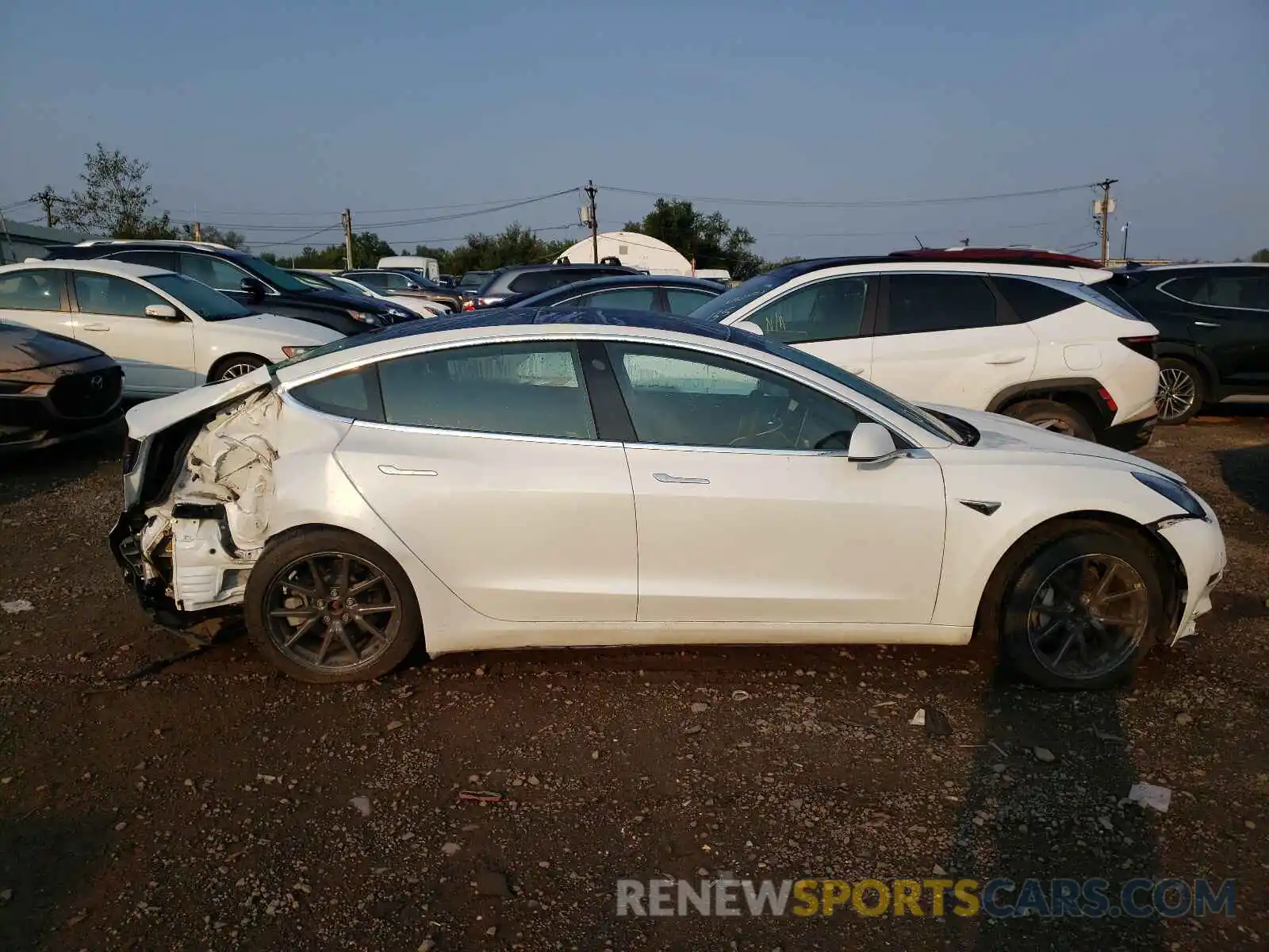 7 Photograph of a damaged car 5YJ3E1EA5KF483964 TESLA MODEL 3 2019