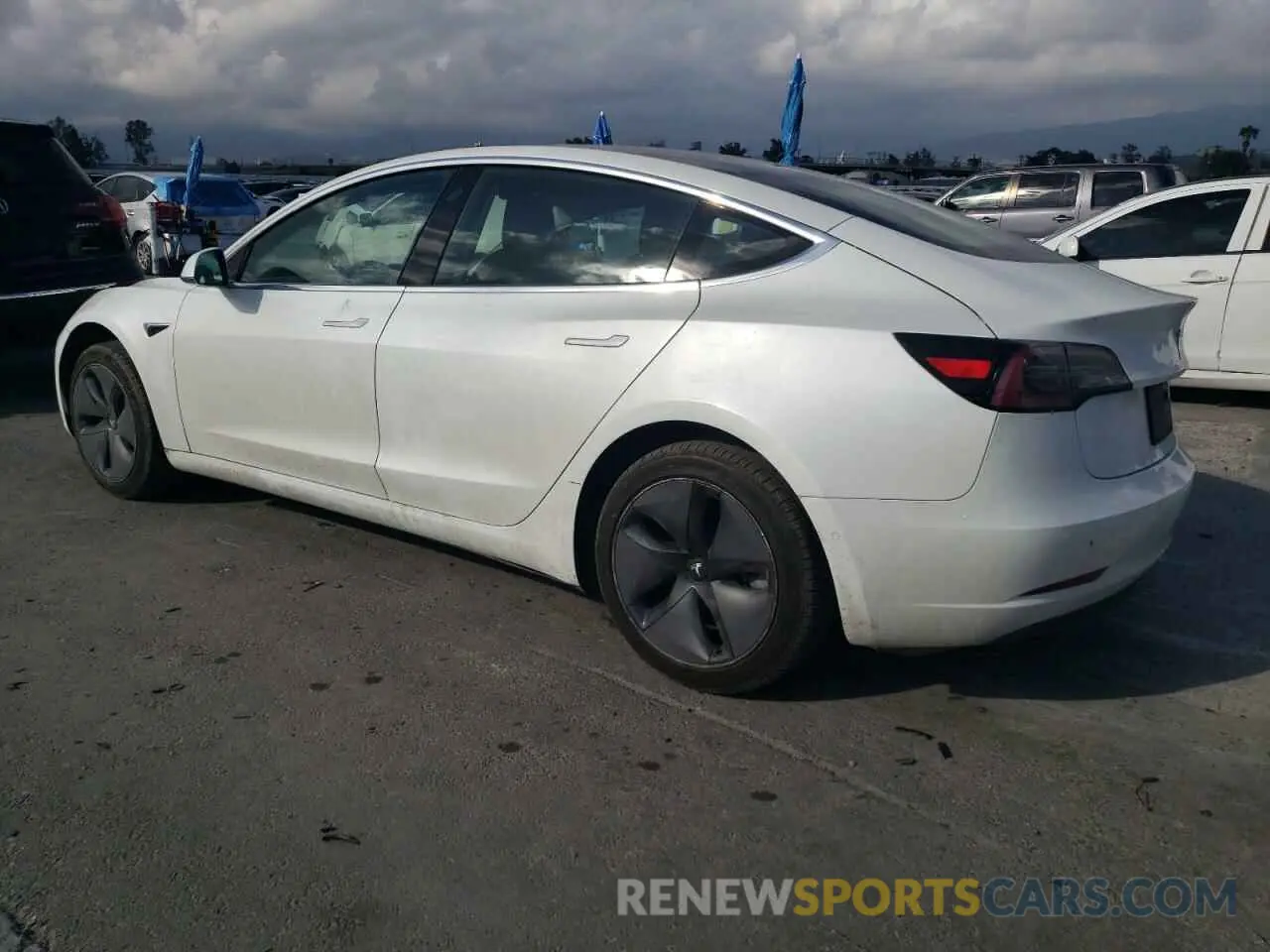 2 Photograph of a damaged car 5YJ3E1EA5KF485116 TESLA MODEL 3 2019
