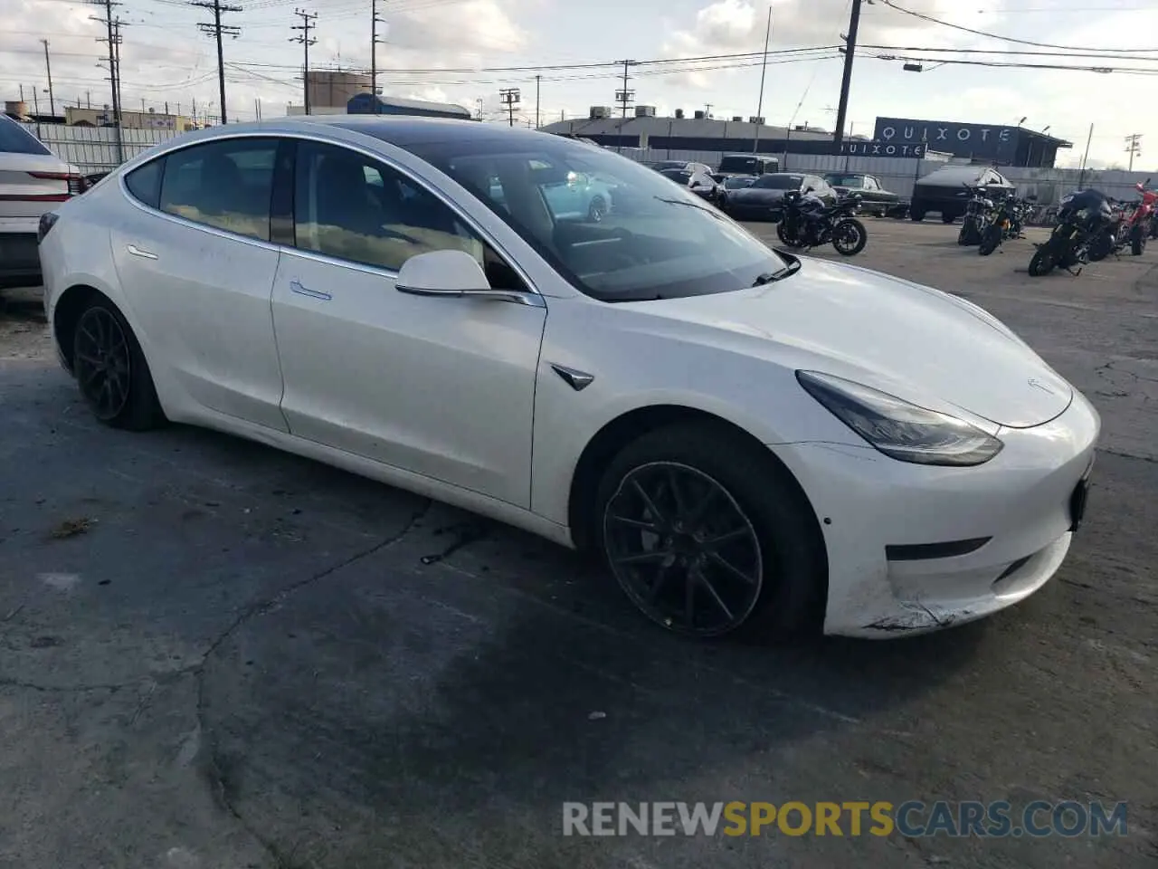 4 Photograph of a damaged car 5YJ3E1EA5KF485116 TESLA MODEL 3 2019