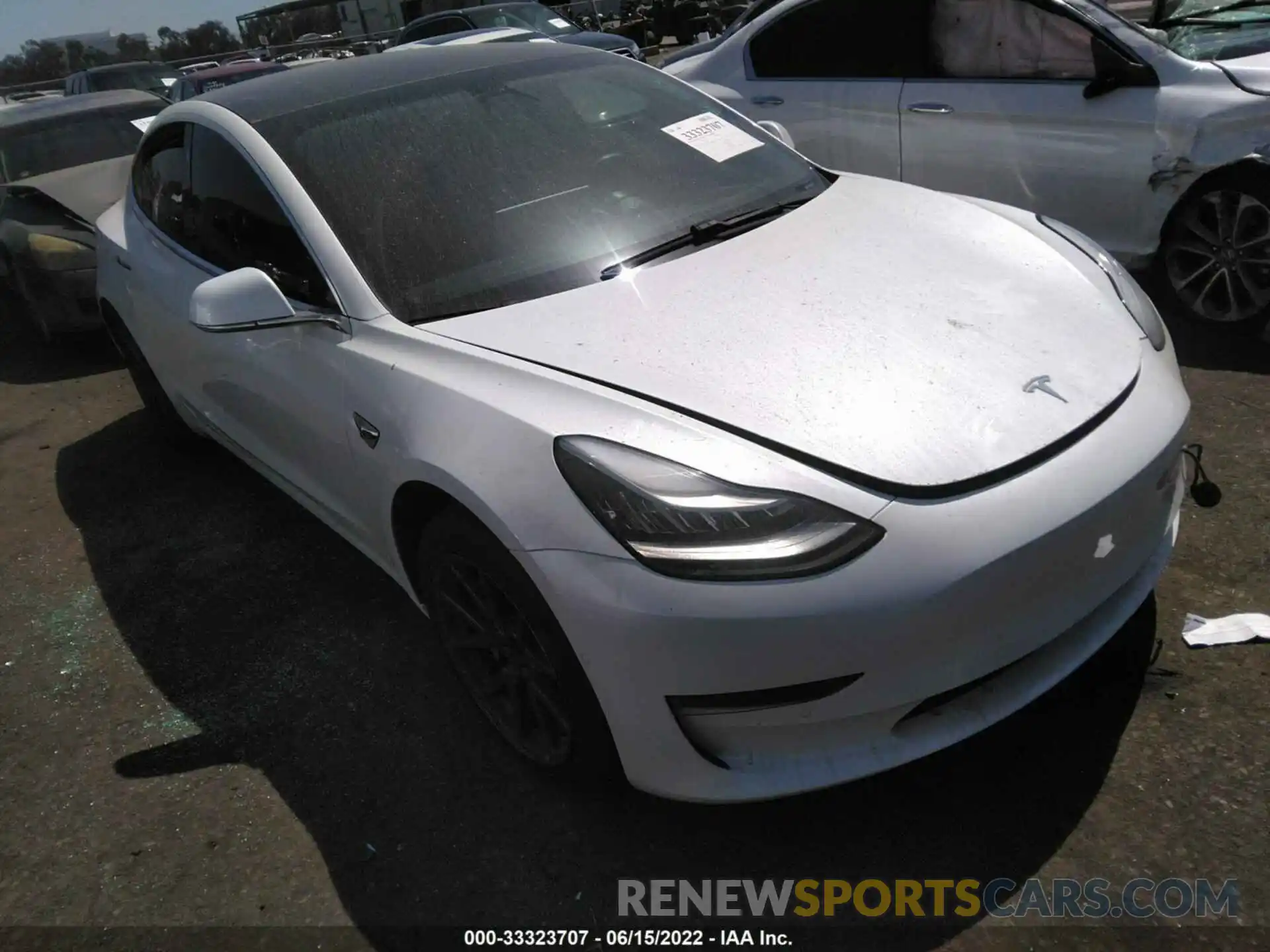 1 Photograph of a damaged car 5YJ3E1EA5KF504005 TESLA MODEL 3 2019