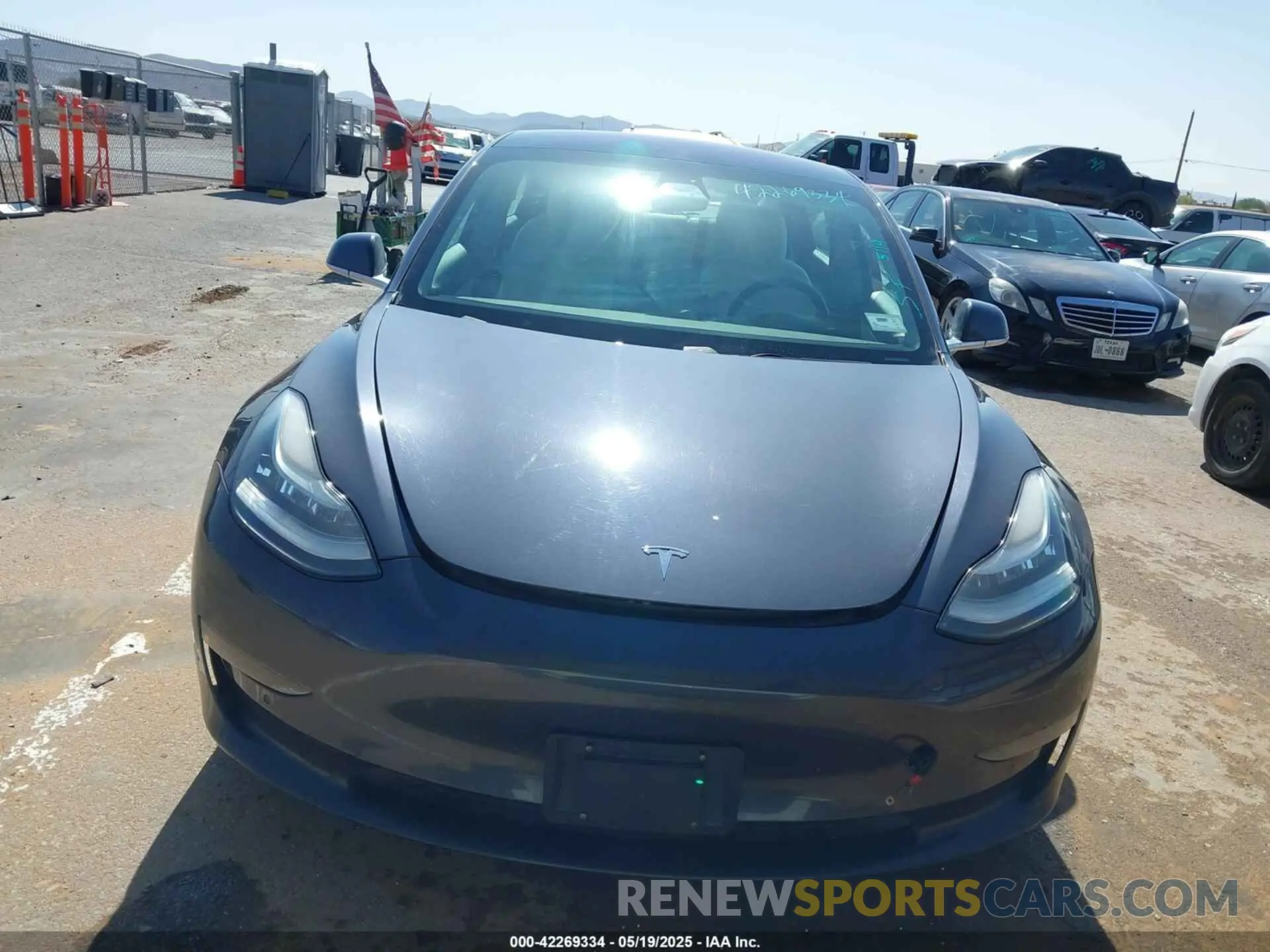 11 Photograph of a damaged car 5YJ3E1EA6KF302368 TESLA MODEL 3 2019