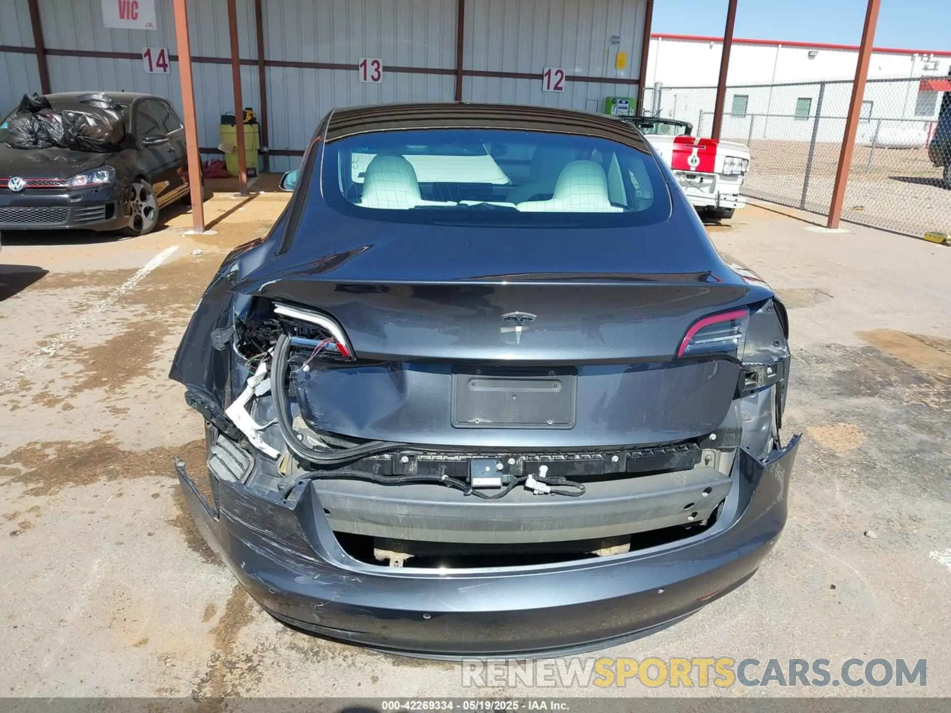 15 Photograph of a damaged car 5YJ3E1EA6KF302368 TESLA MODEL 3 2019
