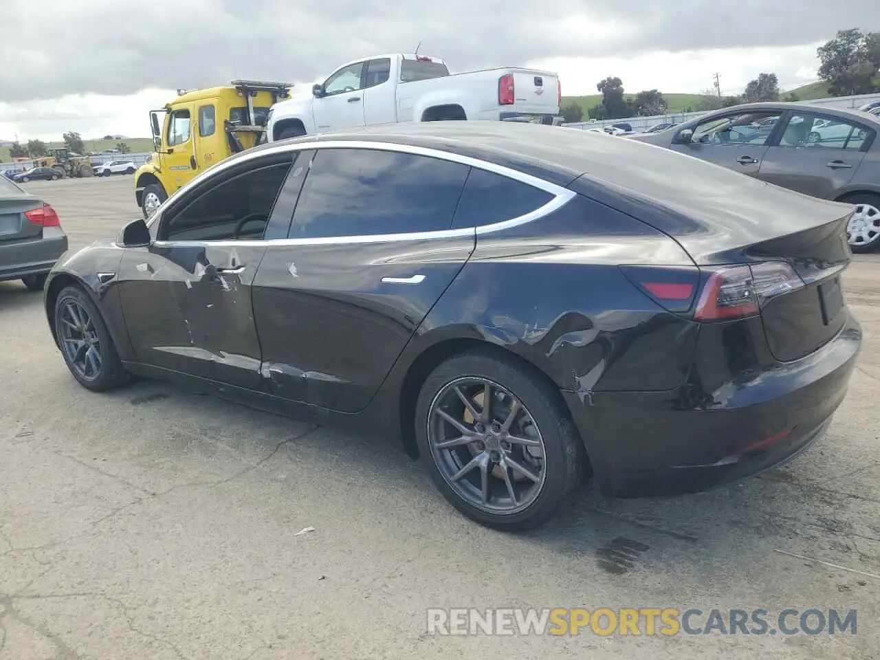 2 Photograph of a damaged car 5YJ3E1EA6KF304315 TESLA MODEL 3 2019
